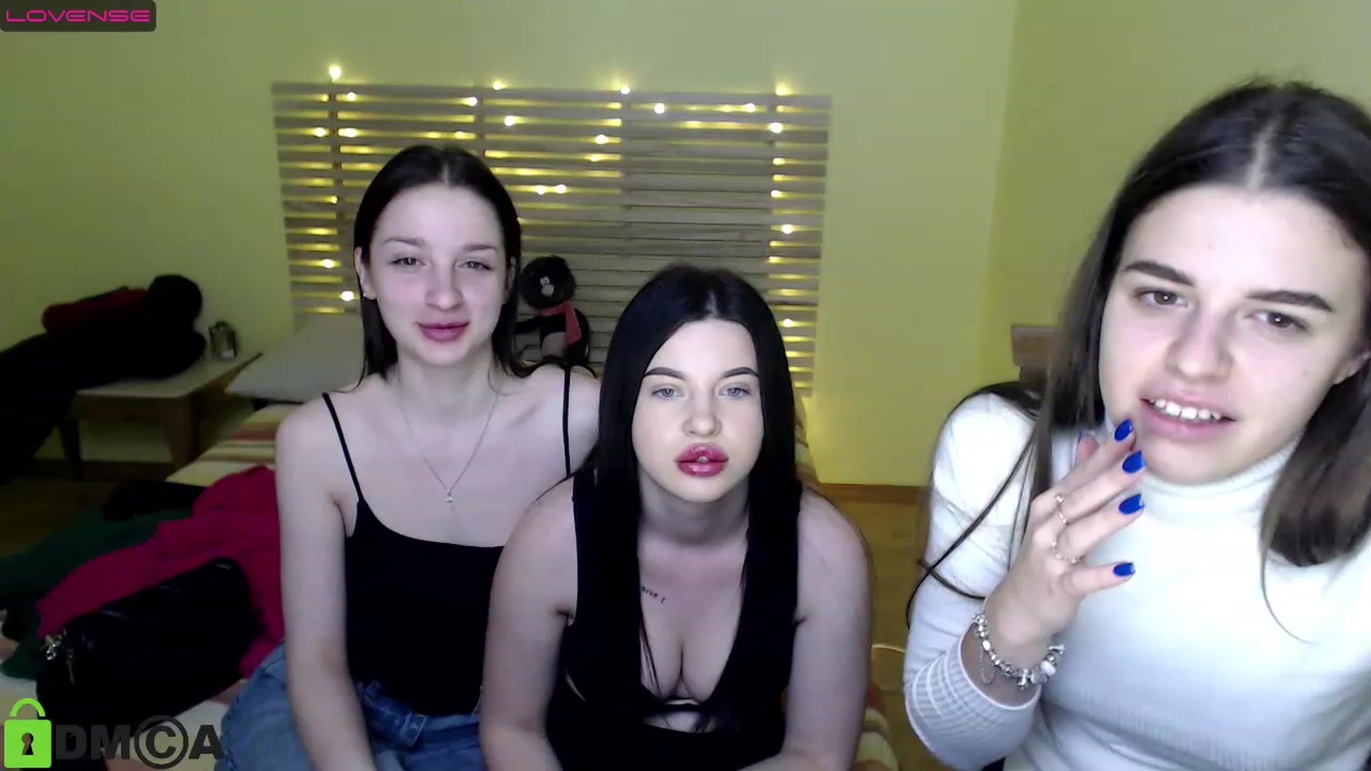 Gallery image thumbnail from AlexandaSweet's myfreecams stream on, 12/07/2022, 15:58 image 3 of 20