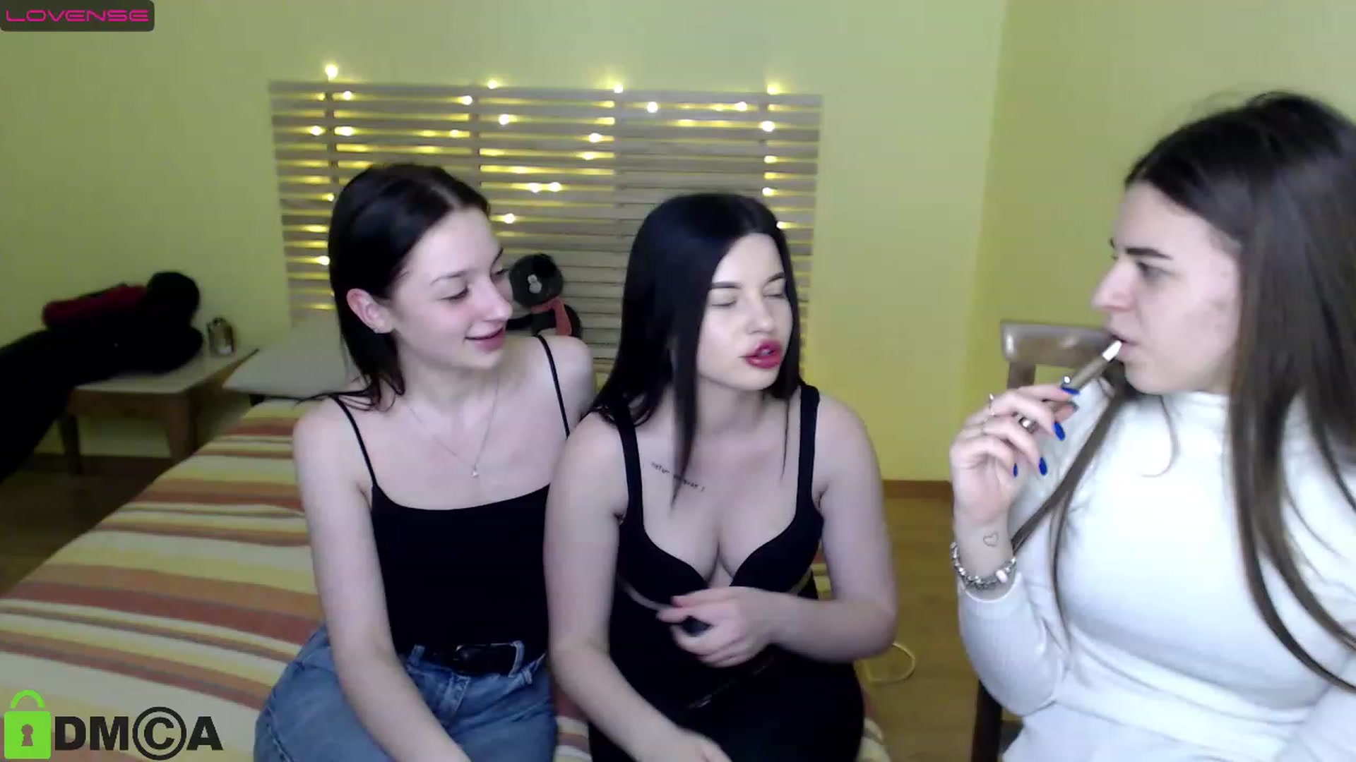 Gallery image thumbnail from AlexandaSweet's myfreecams stream on, 12/07/2022, 15:58 image 11 of 20