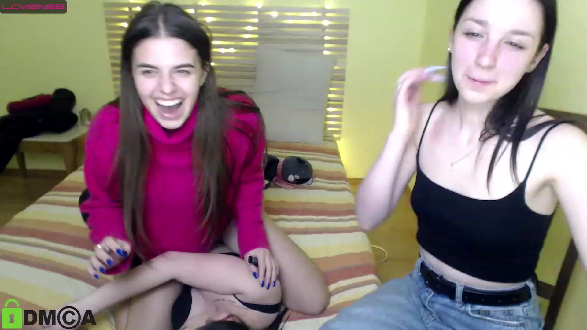Gallery image thumbnail from AlexandaSweet's myfreecams stream on, 12/07/2022, 17:03 image 8 of 20