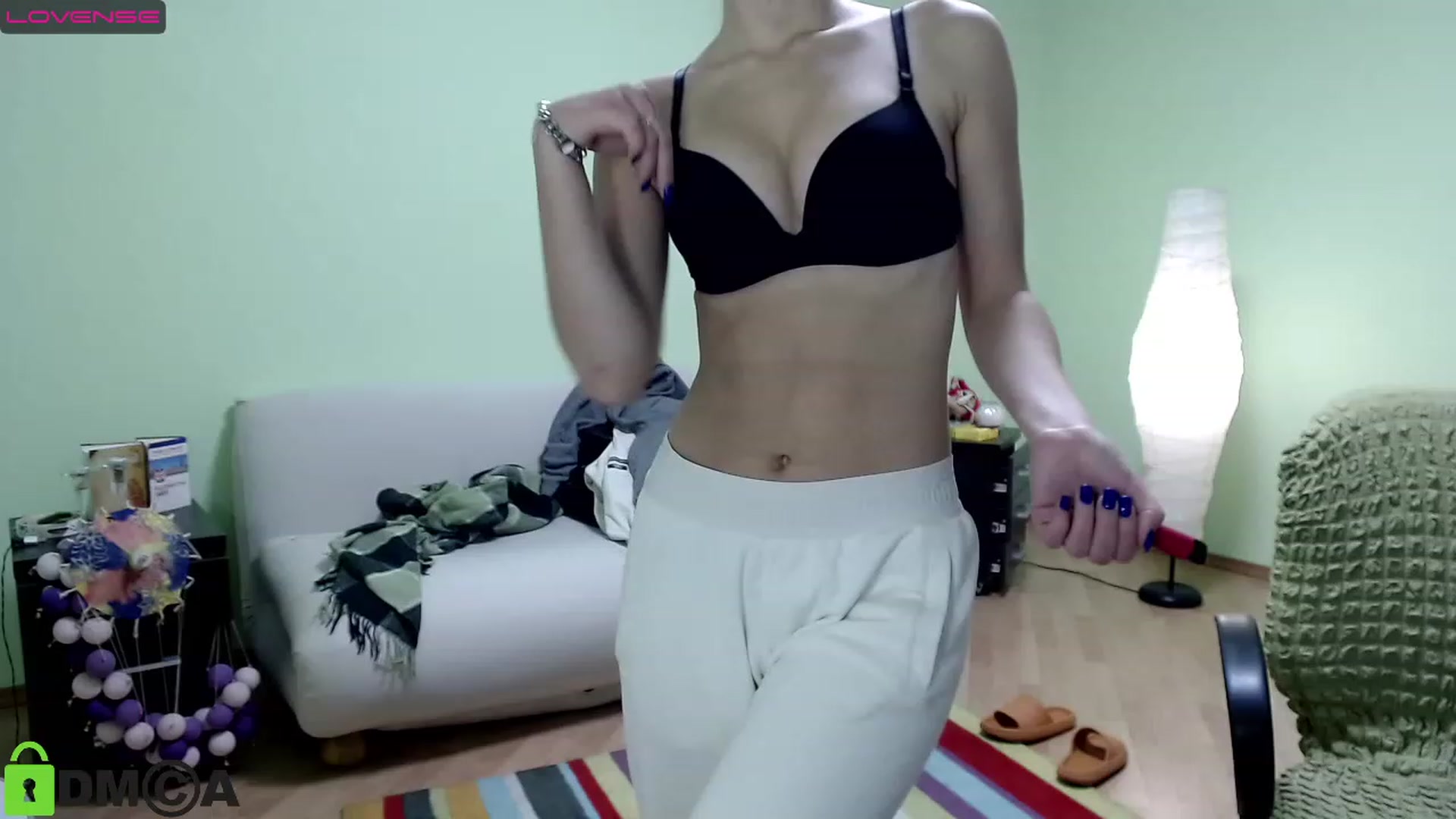 Gallery image thumbnail from AlexandaSweet's myfreecams stream on, 12/08/2022, 17:04 image 10 of 20