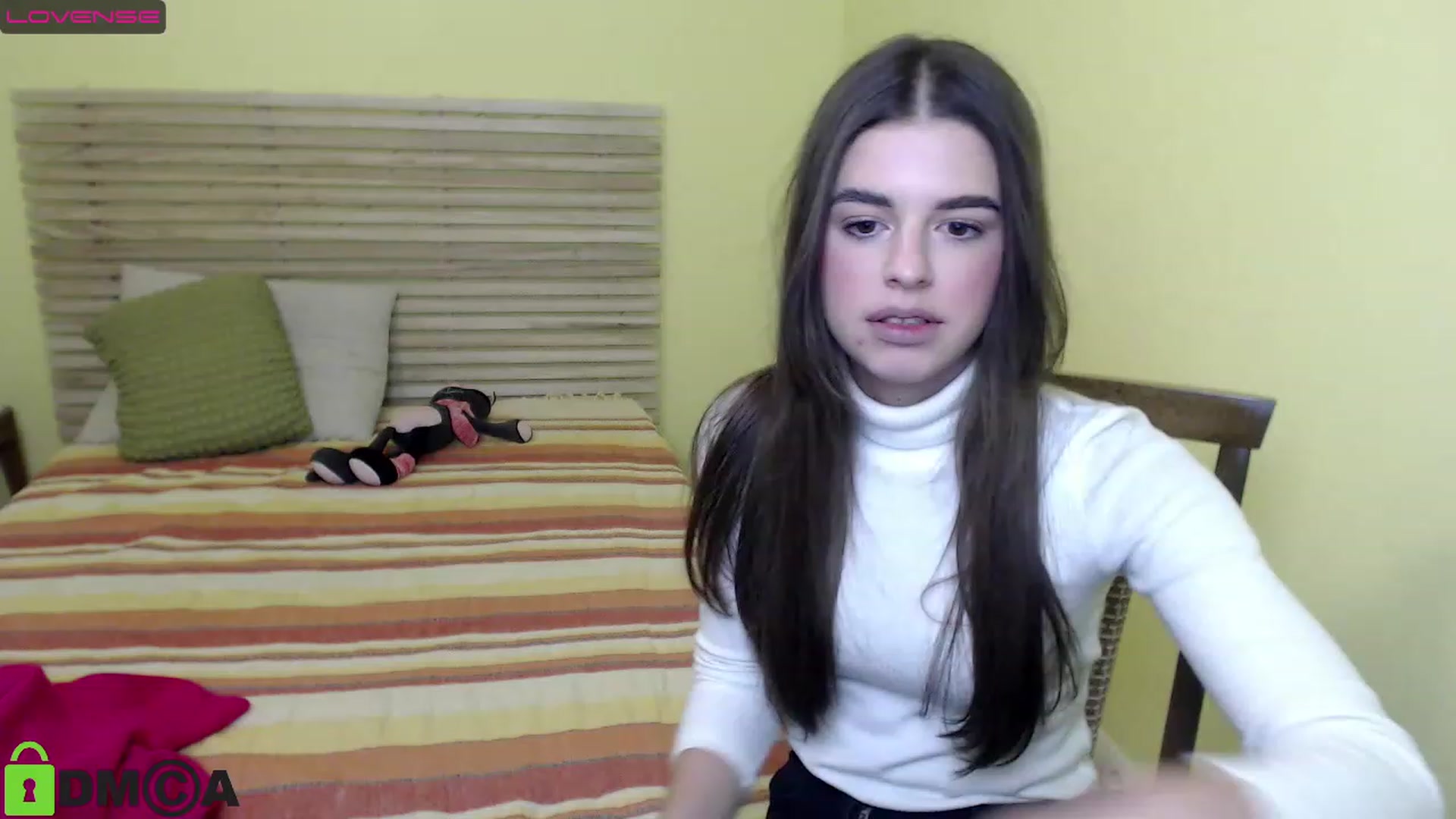 Gallery image thumbnail from AlexandaSweet's myfreecams stream on, 12/09/2022, 16:10 image 10 of 20