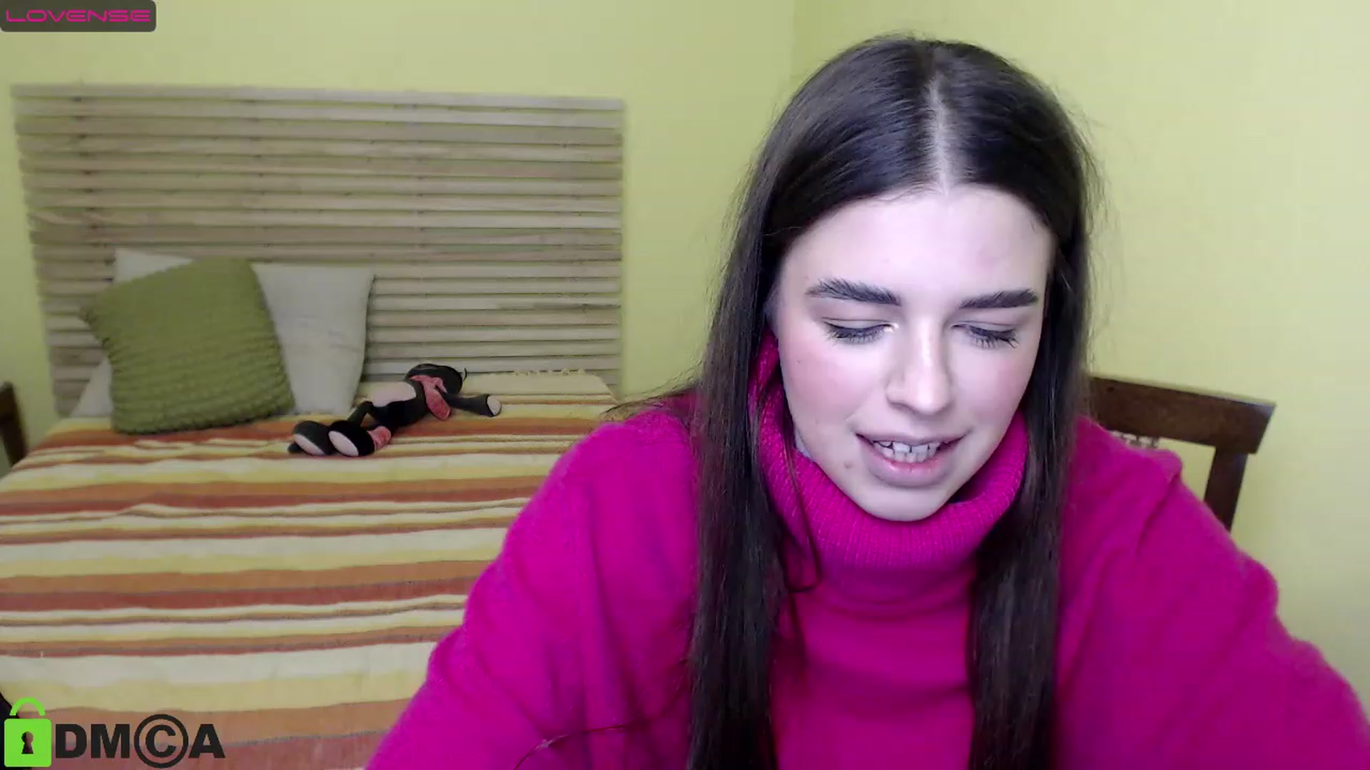 Gallery image thumbnail from AlexandaSweet's myfreecams stream on, 12/09/2022, 16:10 image 5 of 20