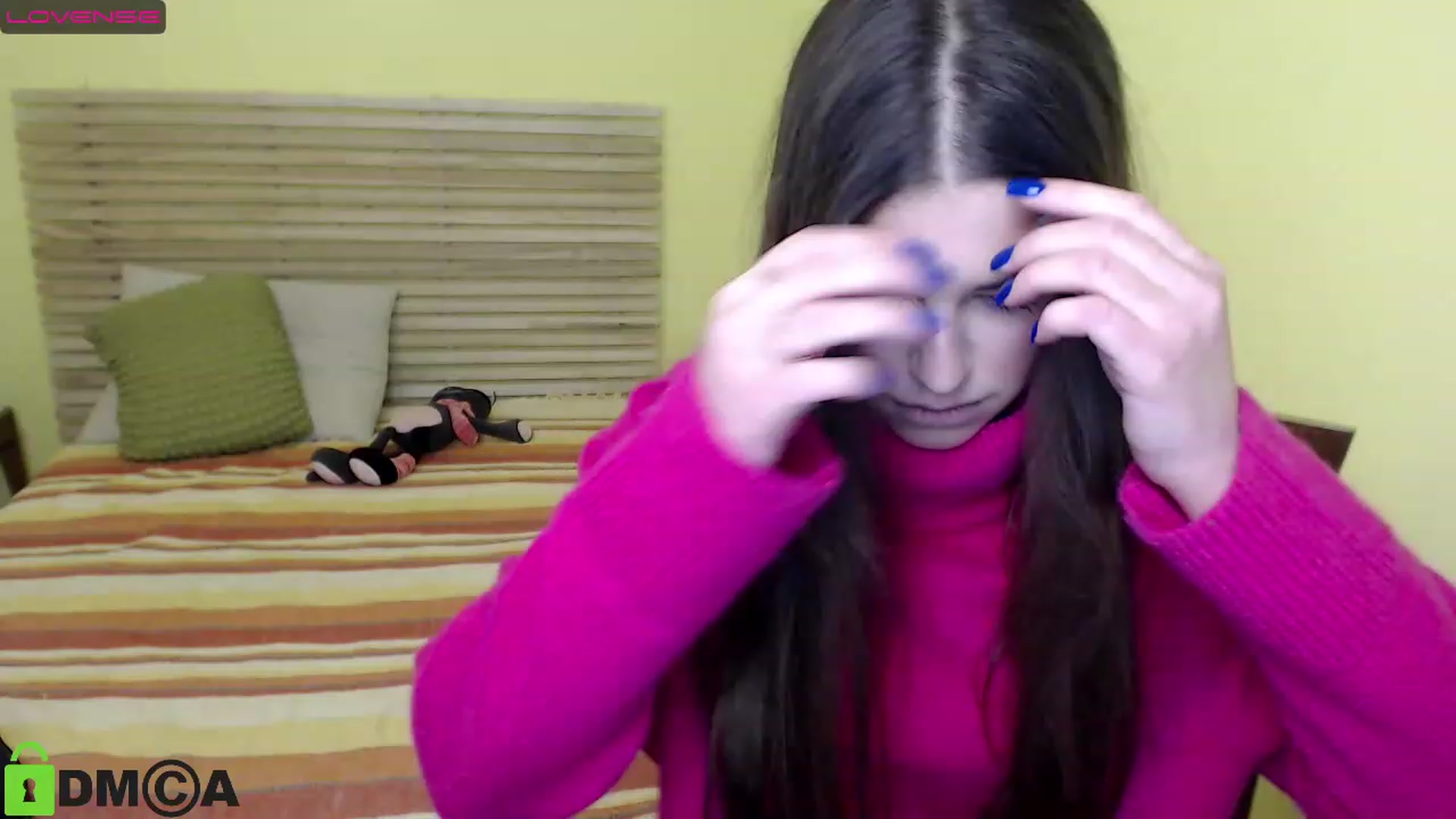 Gallery image thumbnail from AlexandaSweet's myfreecams stream on, 12/09/2022, 16:10 image 4 of 20