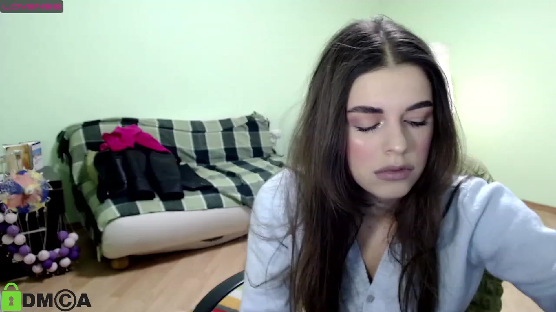 Gallery image thumbnail from AlexandaSweet's myfreecams stream on, 12/11/2022, 13:47 image 13 of 20