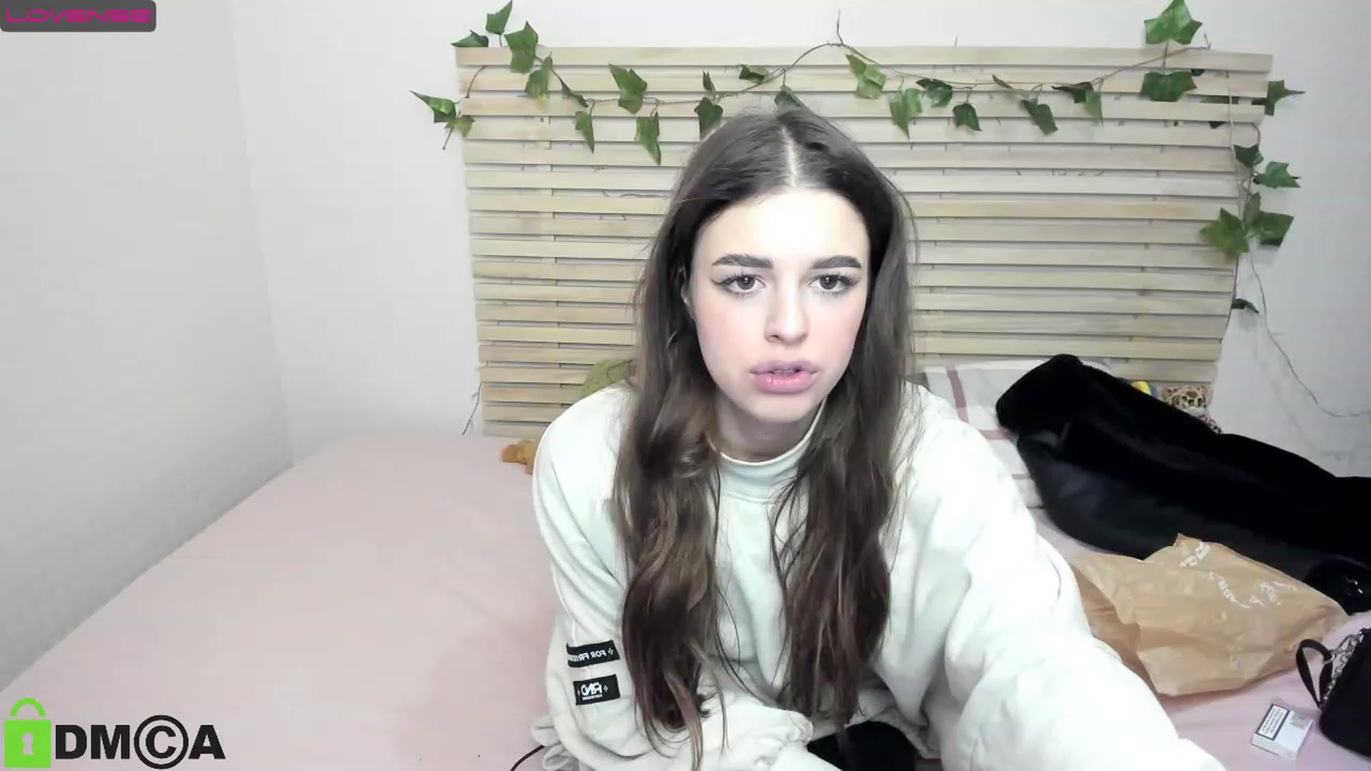 Gallery image thumbnail from AlexandaSweet's myfreecams stream on, 12/23/2022, 14:59 image 18 of 20