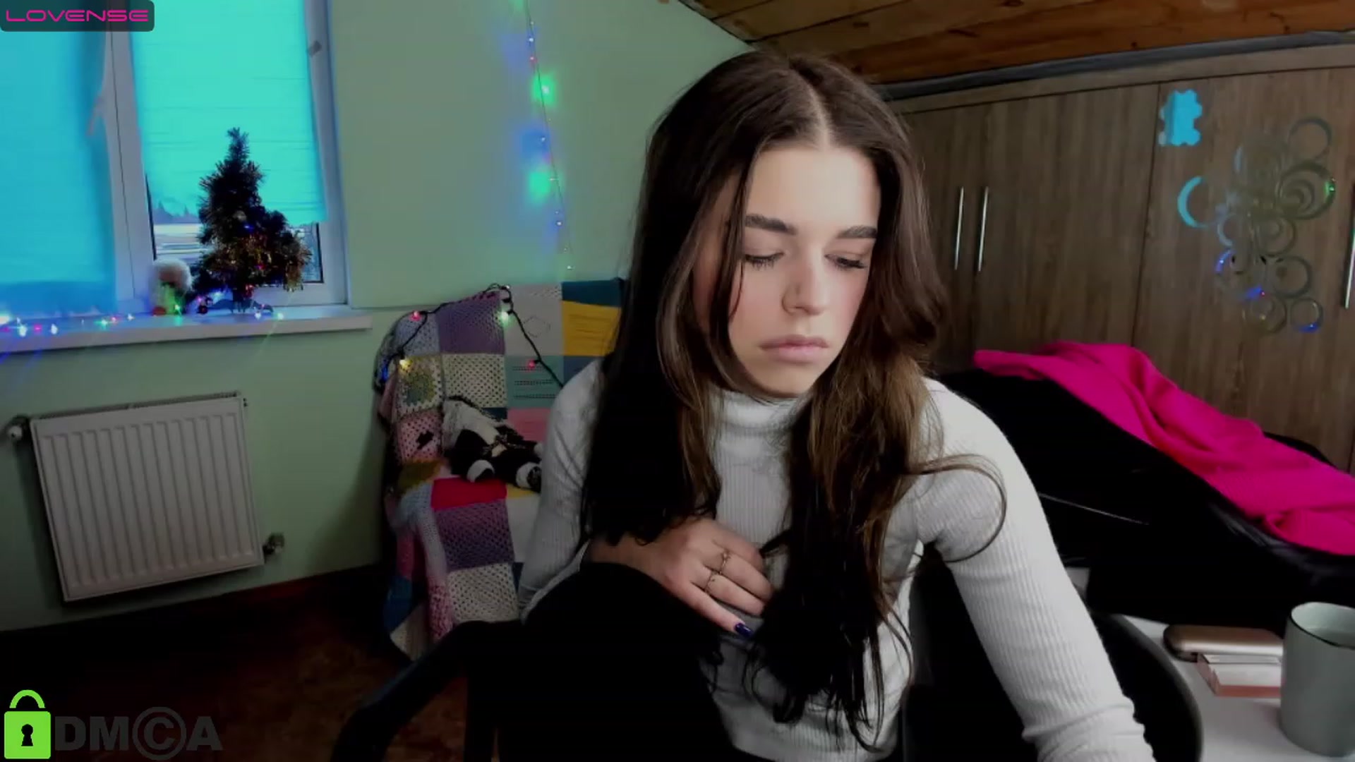 Gallery image thumbnail from AlexandaSweet's myfreecams stream on, 12/26/2022, 14:34 image 7 of 20