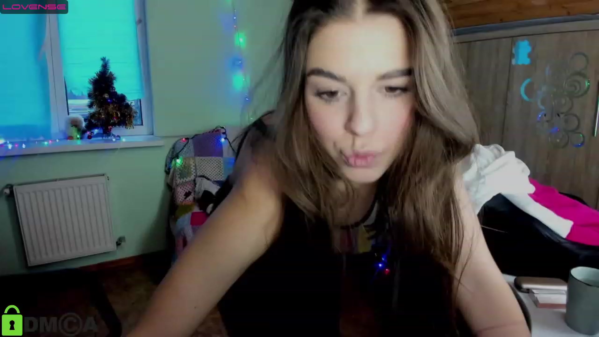Gallery image thumbnail from AlexandaSweet's myfreecams stream on, 12/26/2022, 14:34 image 9 of 20