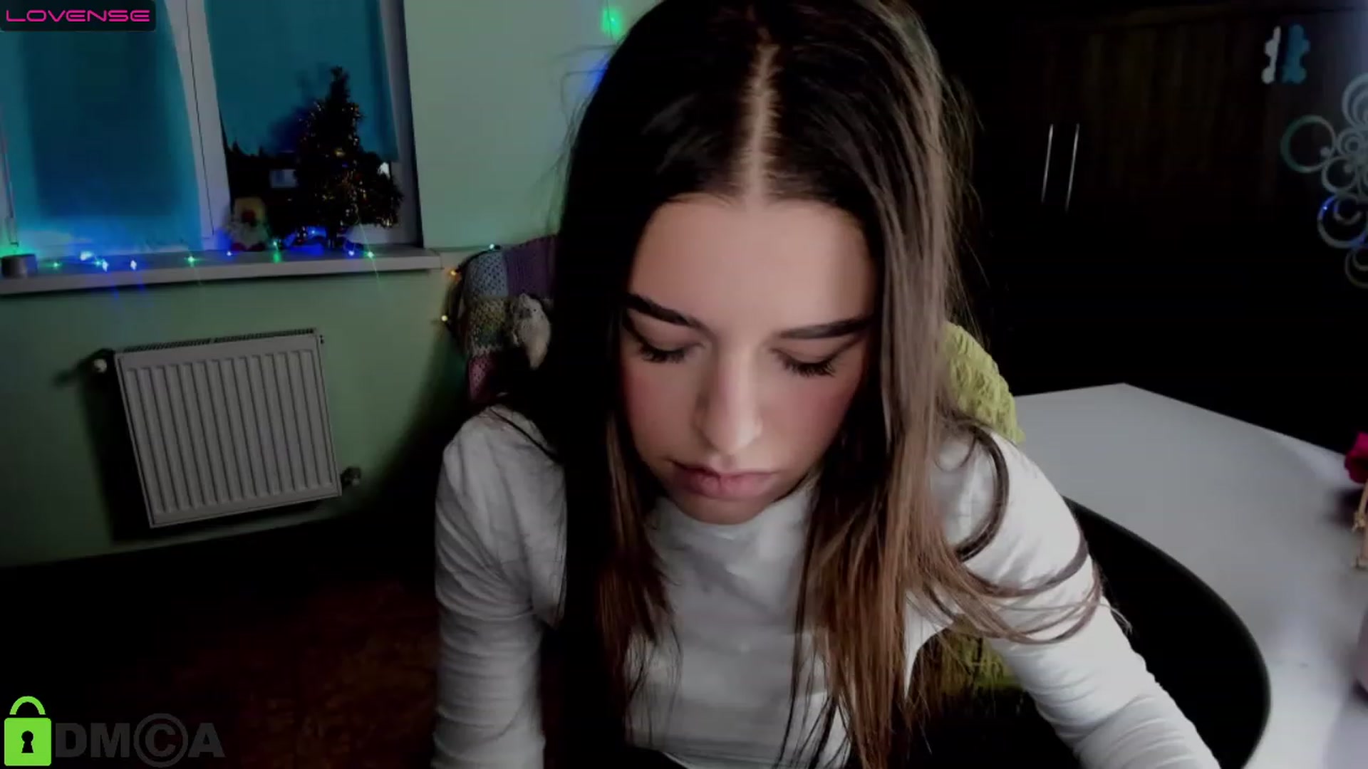 Gallery image thumbnail from AlexandaSweet's myfreecams stream on, 12/30/2022, 17:08 image 15 of 20