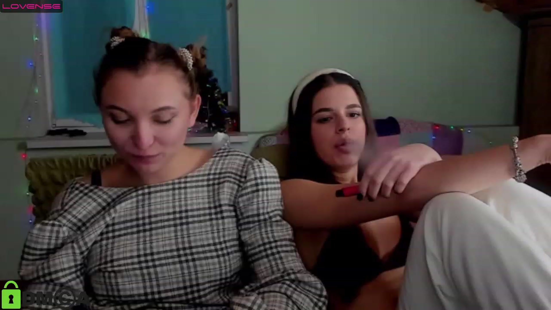 Gallery image thumbnail from AlexandaSweet's myfreecams stream on, 01/02/2023, 16:22 image 17 of 20