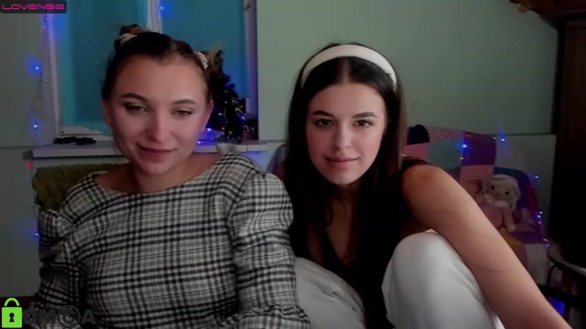 Gallery image thumbnail from AlexandaSweet's myfreecams stream on, 01/02/2023, 16:22 image 12 of 20