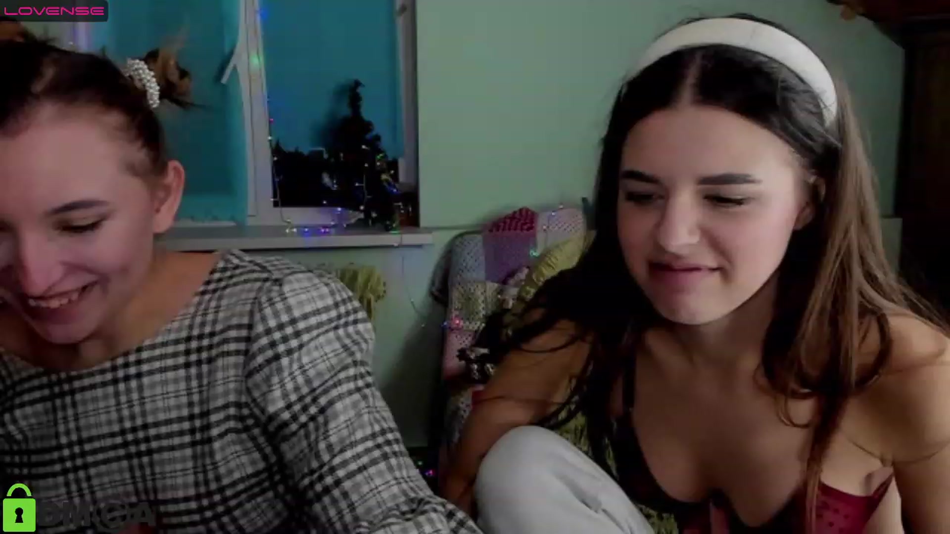 Gallery image thumbnail from AlexandaSweet's myfreecams stream on, 01/02/2023, 16:22 image 3 of 20