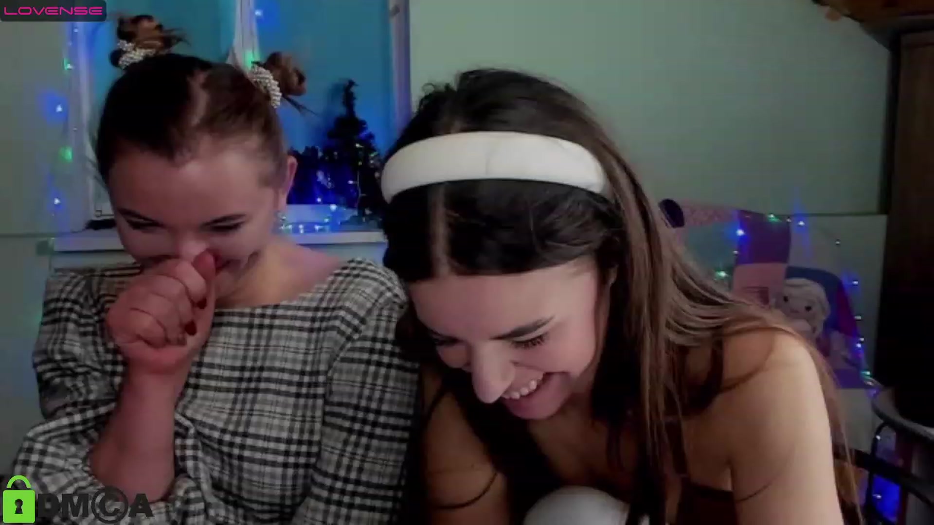 Gallery image thumbnail from AlexandaSweet's myfreecams stream on, 01/02/2023, 16:22 image 4 of 20