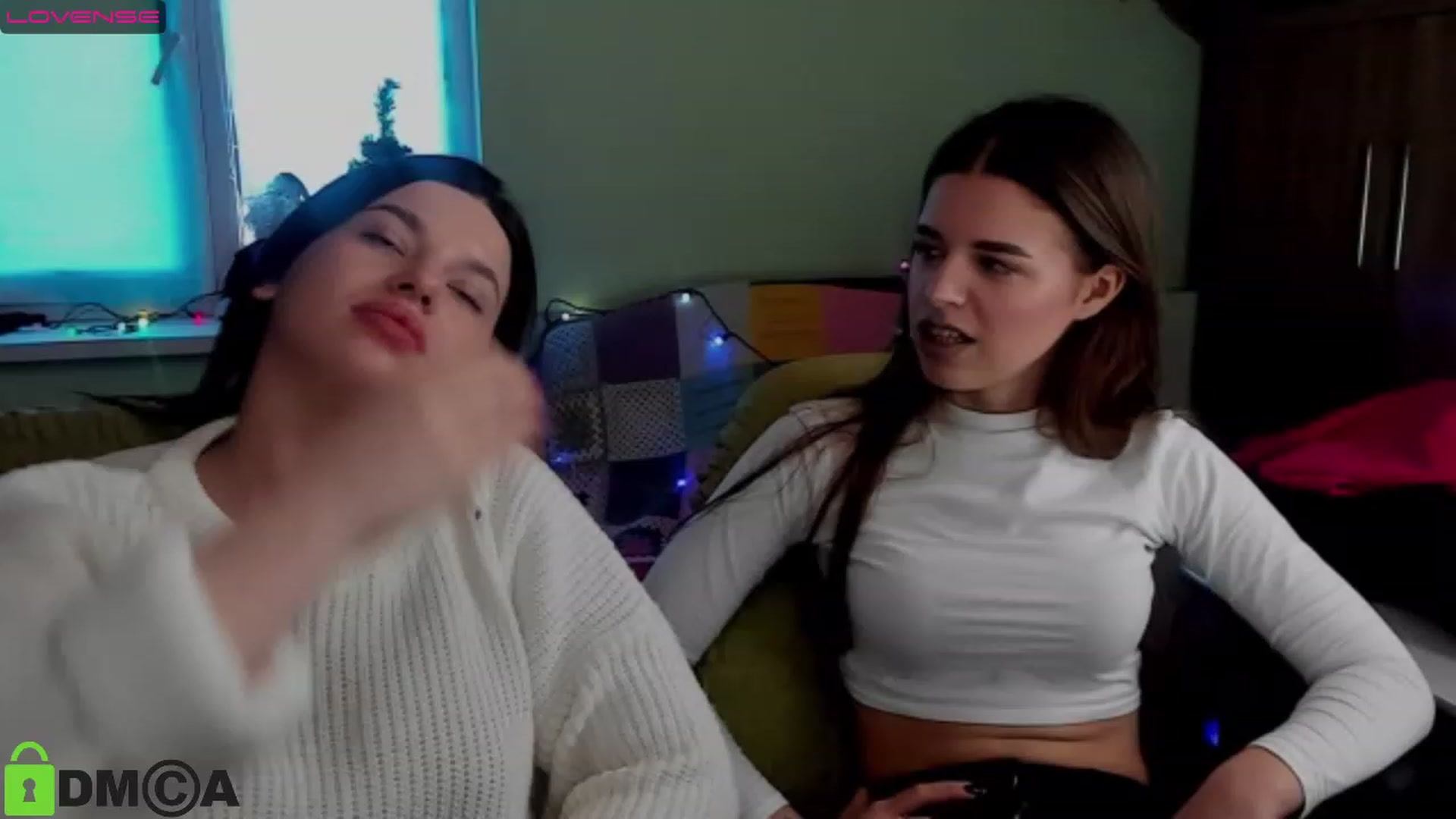 Gallery image thumbnail from AlexandaSweet's myfreecams stream on, 01/03/2023, 14:17 image 2 of 20