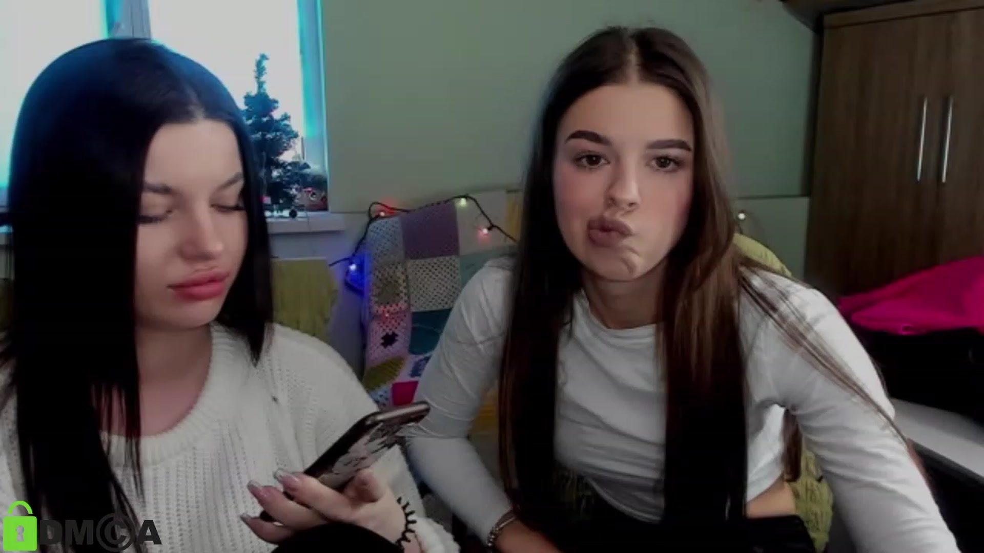 Gallery image thumbnail from AlexandaSweet's myfreecams stream on, 01/03/2023, 14:17 image 5 of 20