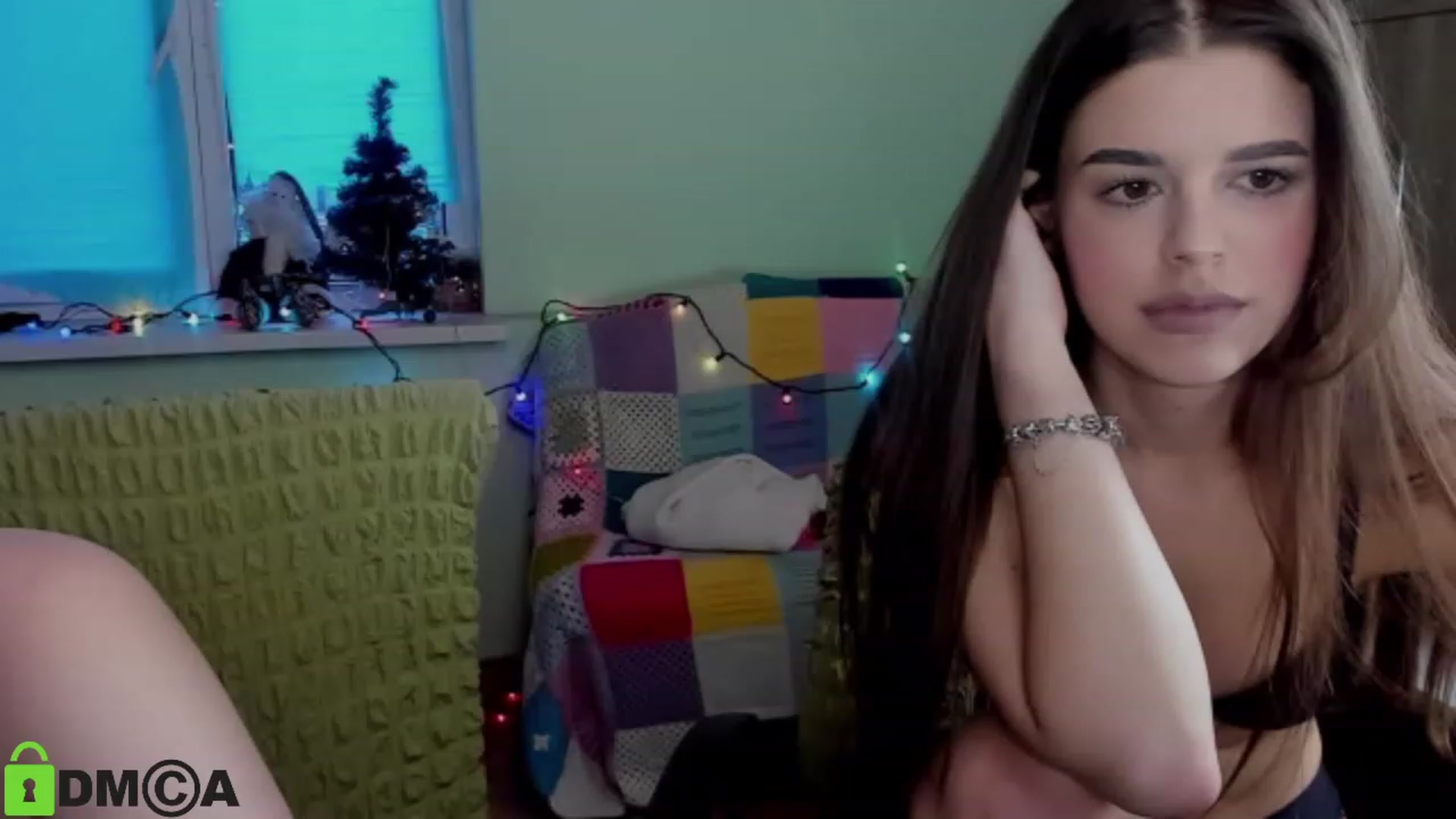 Gallery image thumbnail from AlexandaSweet's myfreecams stream on, 01/03/2023, 14:30 image 8 of 20