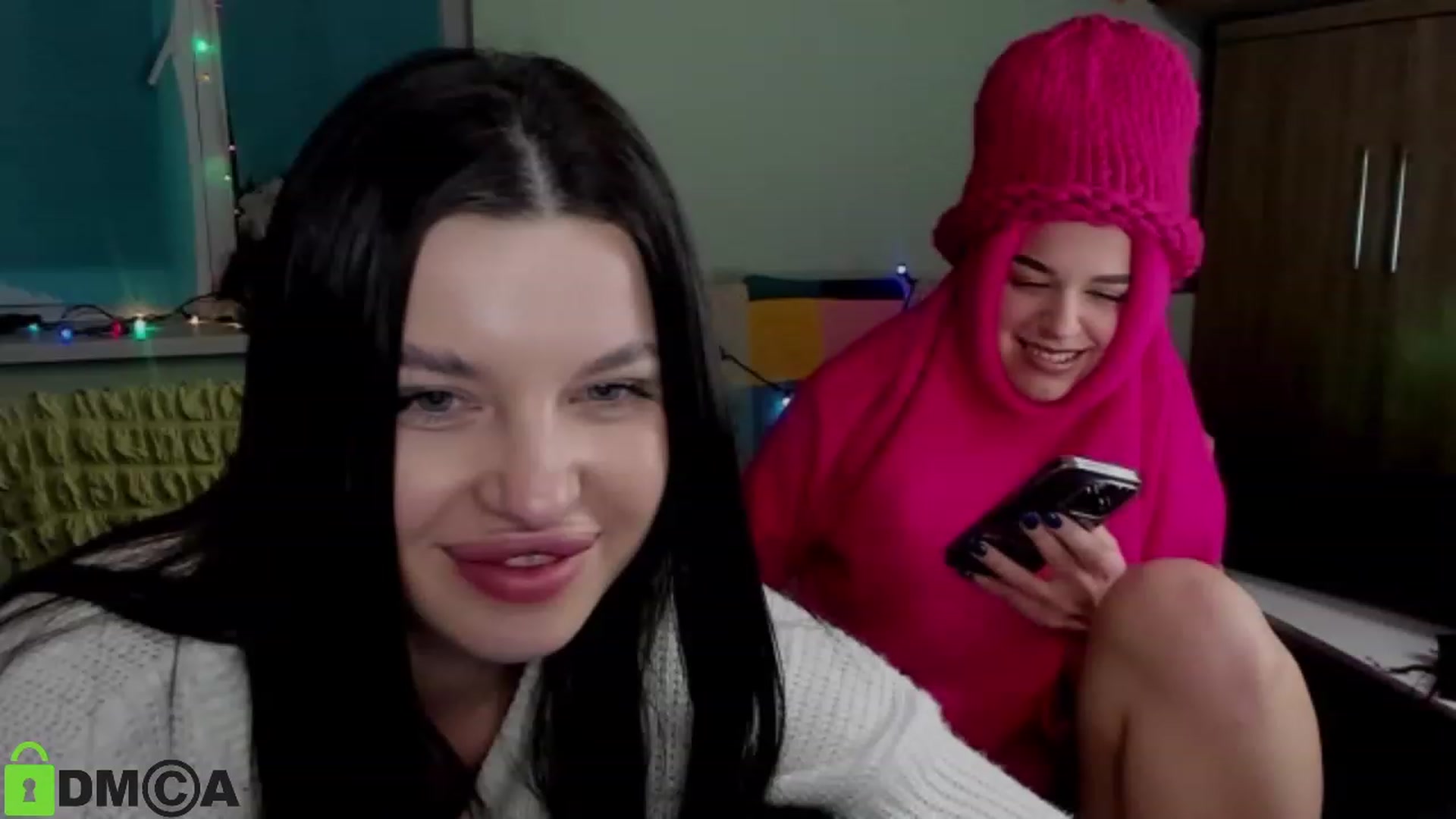 Gallery image thumbnail from AlexandaSweet's myfreecams stream on, 01/03/2023, 17:11 image 1 of 20