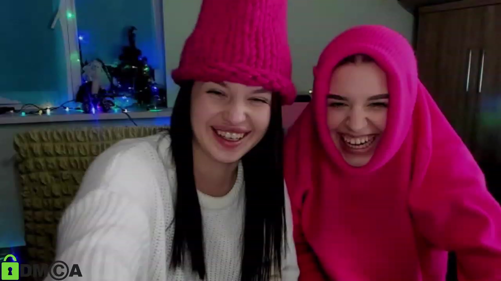 Gallery image thumbnail from AlexandaSweet's myfreecams stream on, 01/03/2023, 17:11 image 16 of 20