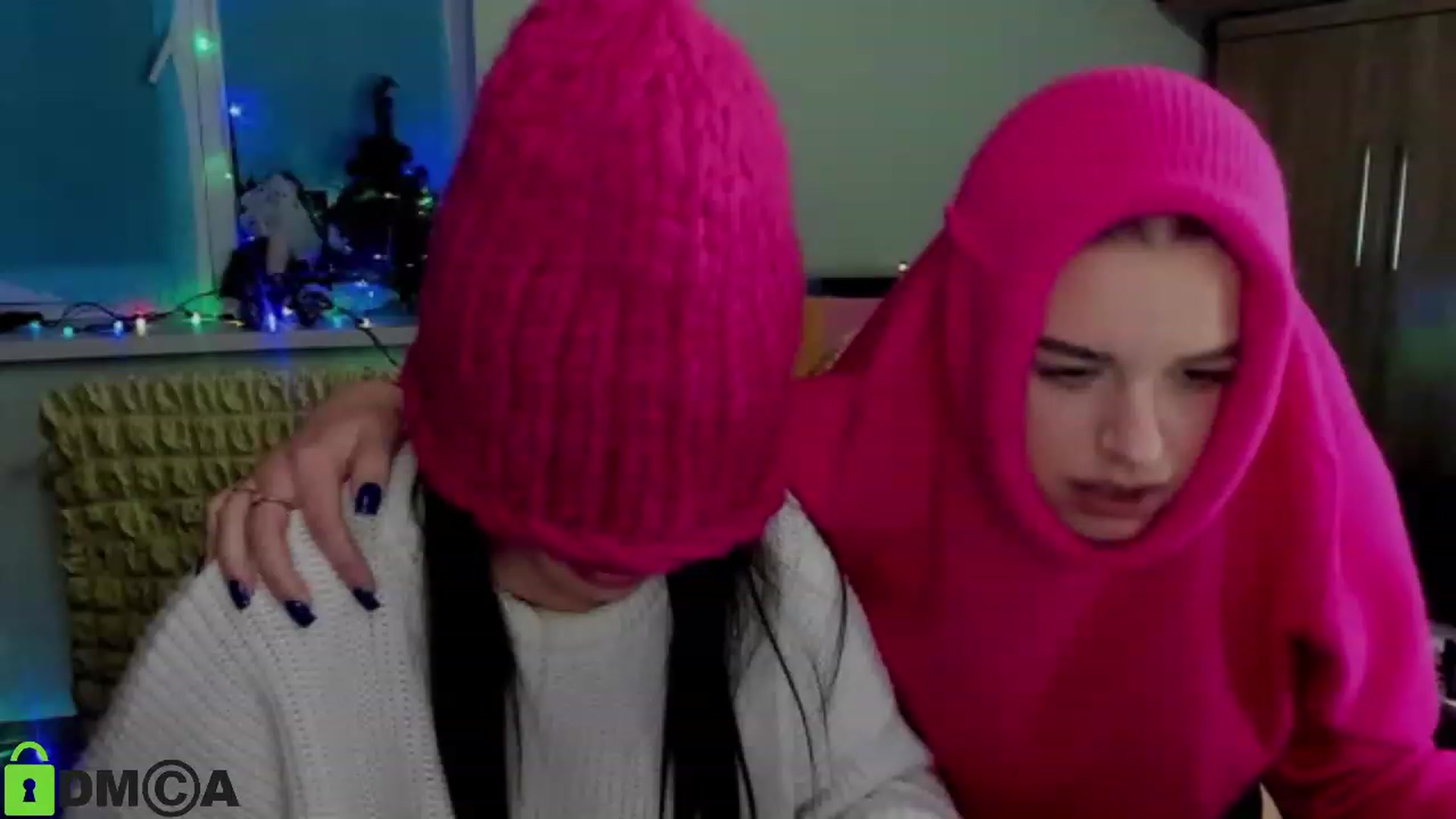 Gallery image thumbnail from AlexandaSweet's myfreecams stream on, 01/03/2023, 17:11 image 18 of 20