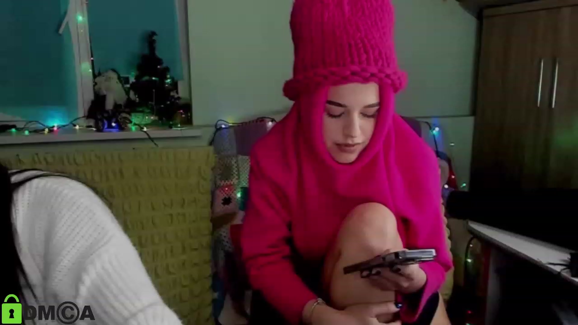 Gallery image thumbnail from AlexandaSweet's myfreecams stream on, 01/03/2023, 17:11 image 5 of 20