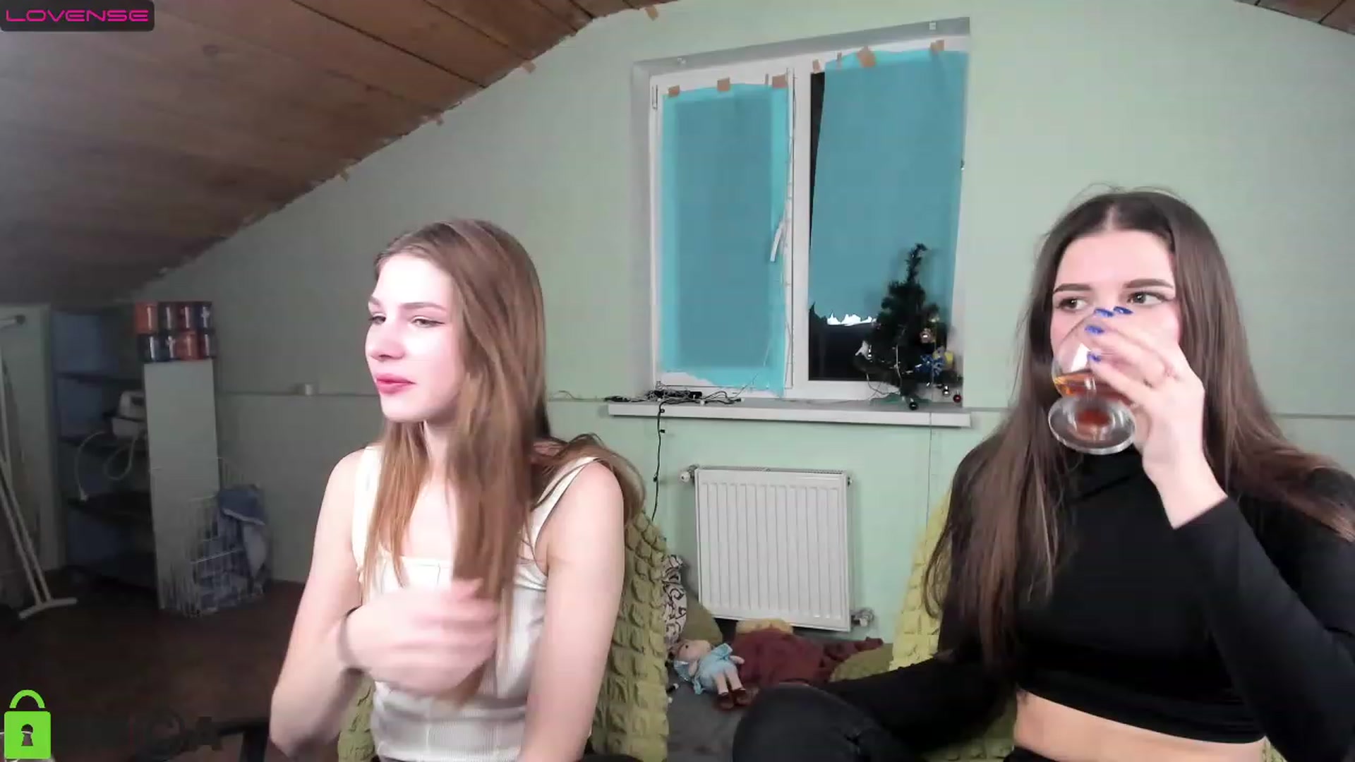 Gallery image thumbnail from AlexandaSweet's myfreecams stream on, 01/08/2023, 21:35 image 2 of 20
