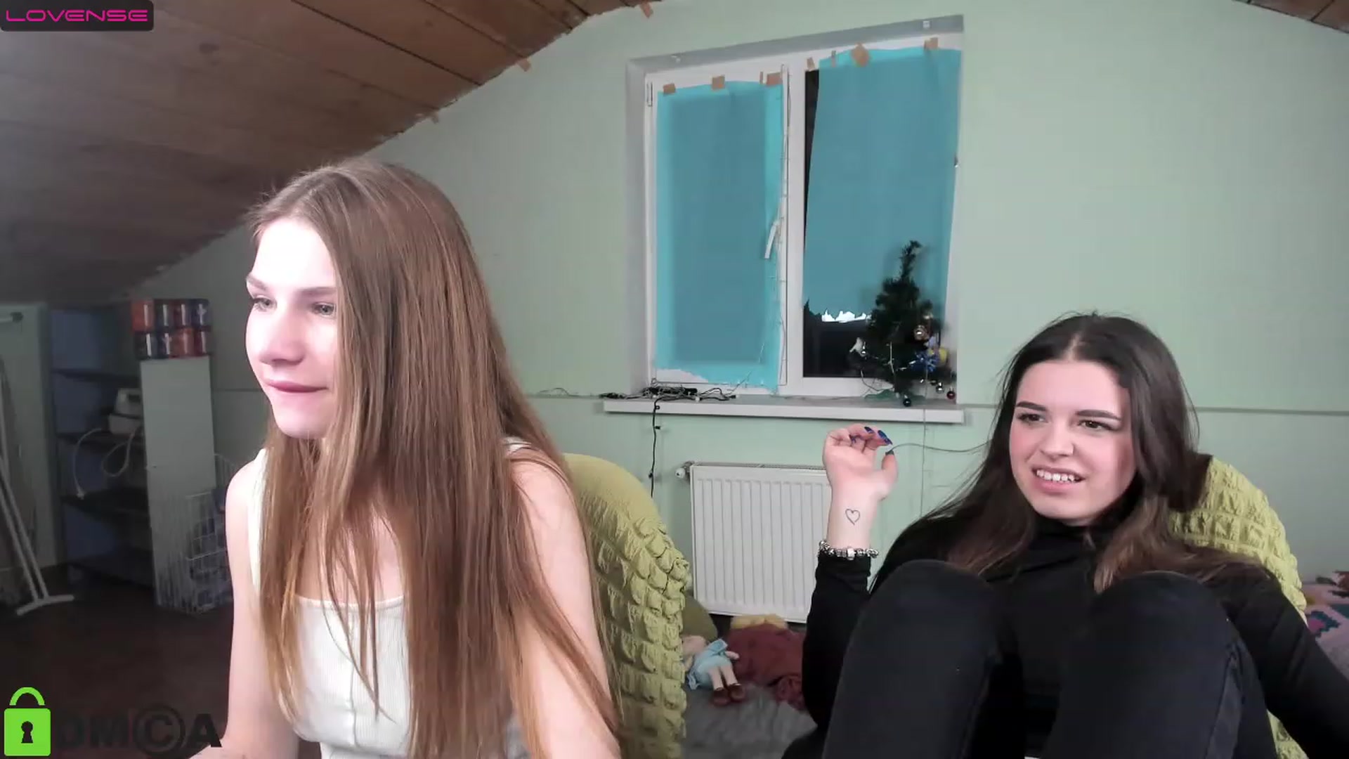 Gallery image thumbnail from AlexandaSweet's myfreecams stream on, 01/08/2023, 21:35 image 10 of 20