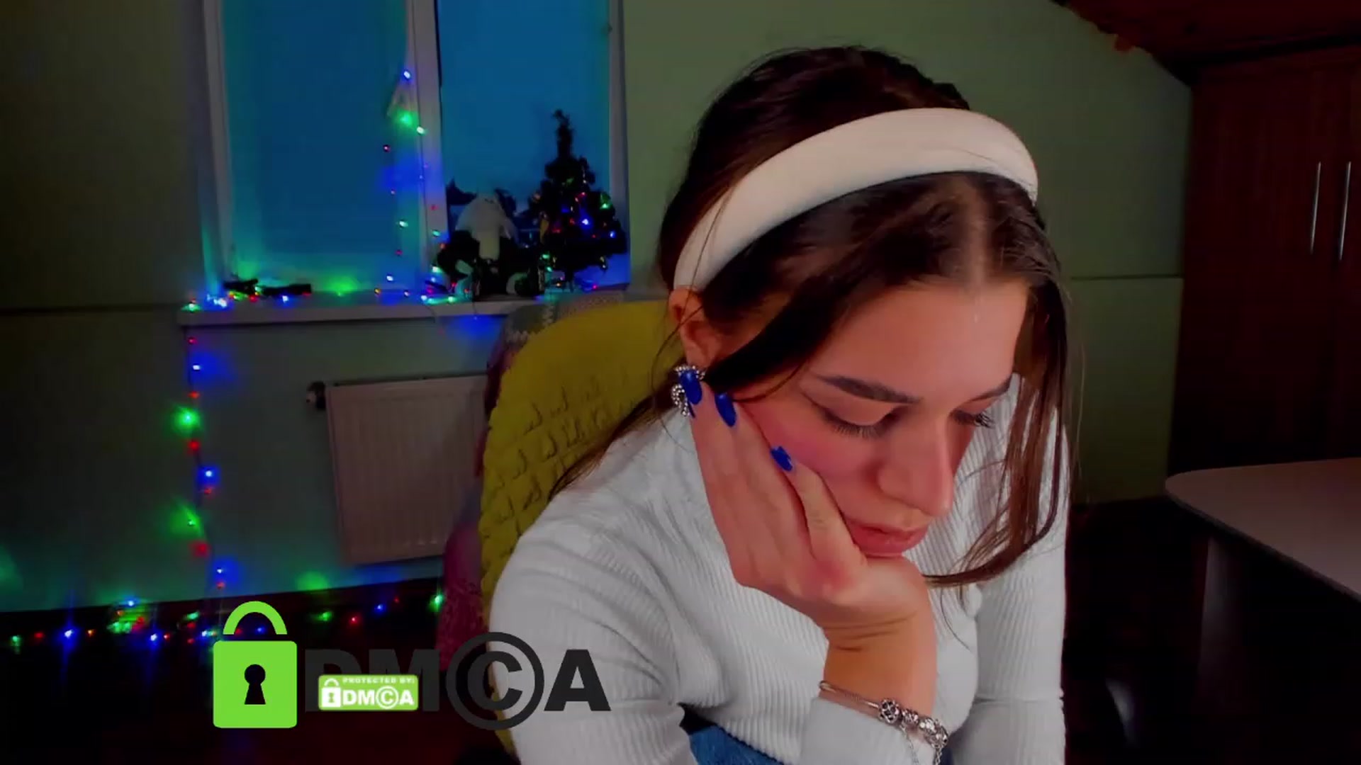 Gallery image thumbnail from AlexandaSweet's myfreecams stream on, 01/19/2023, 15:04 image 11 of 20