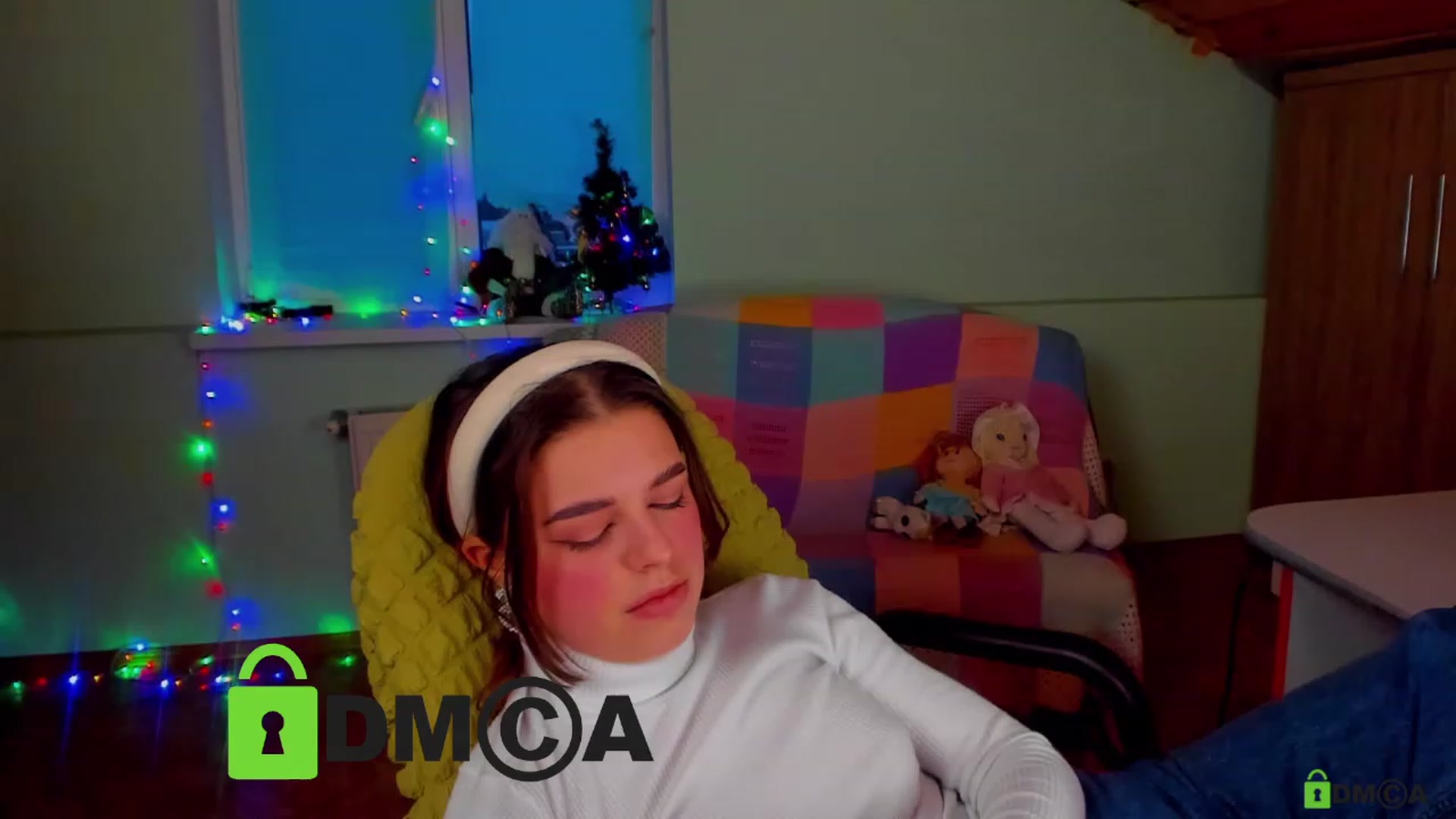 Gallery image thumbnail from AlexandaSweet's myfreecams stream on, 01/19/2023, 15:04 image 4 of 20