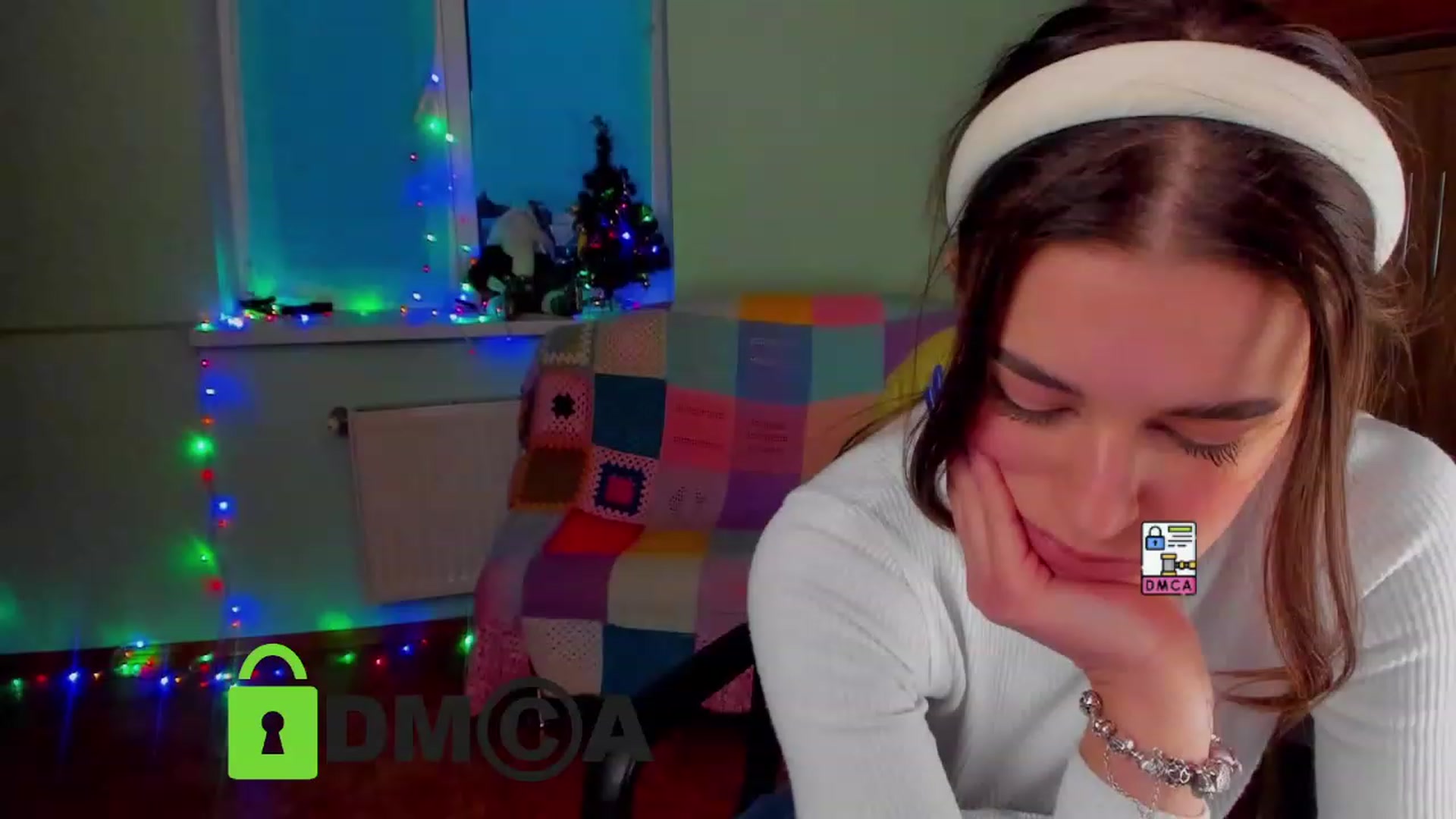 Gallery image thumbnail from AlexandaSweet's myfreecams stream on, 01/19/2023, 15:04 image 13 of 20