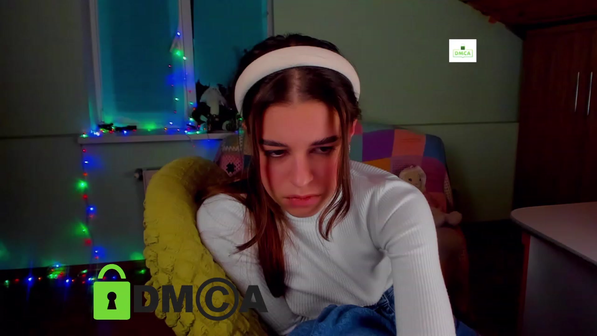 Gallery image thumbnail from AlexandaSweet's myfreecams stream on, 01/19/2023, 16:09 image 12 of 20