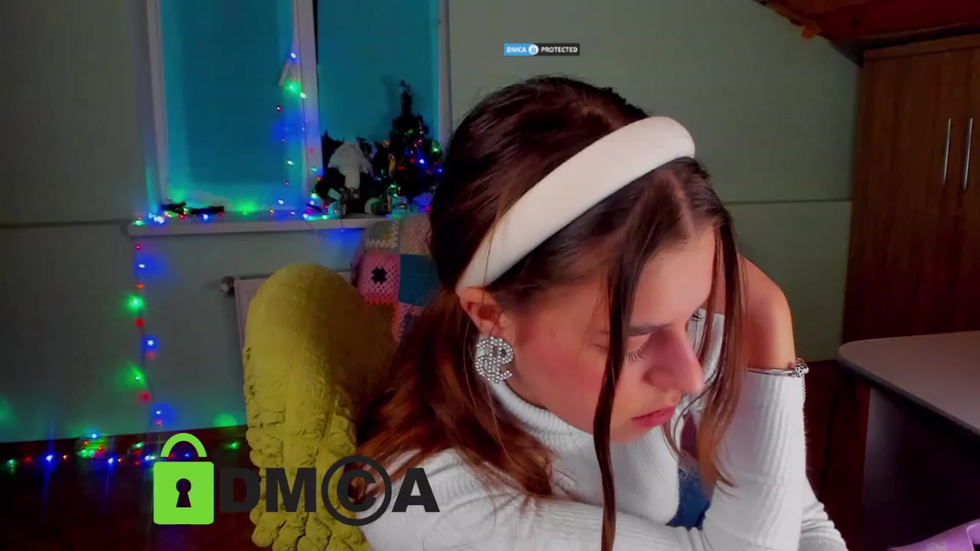 Gallery image thumbnail from AlexandaSweet's myfreecams stream on, 01/19/2023, 16:09 image 10 of 20
