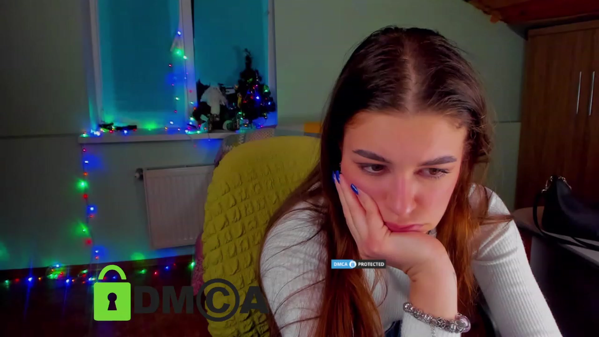 Gallery image thumbnail from AlexandaSweet's myfreecams stream on, 01/19/2023, 18:37 image 15 of 20