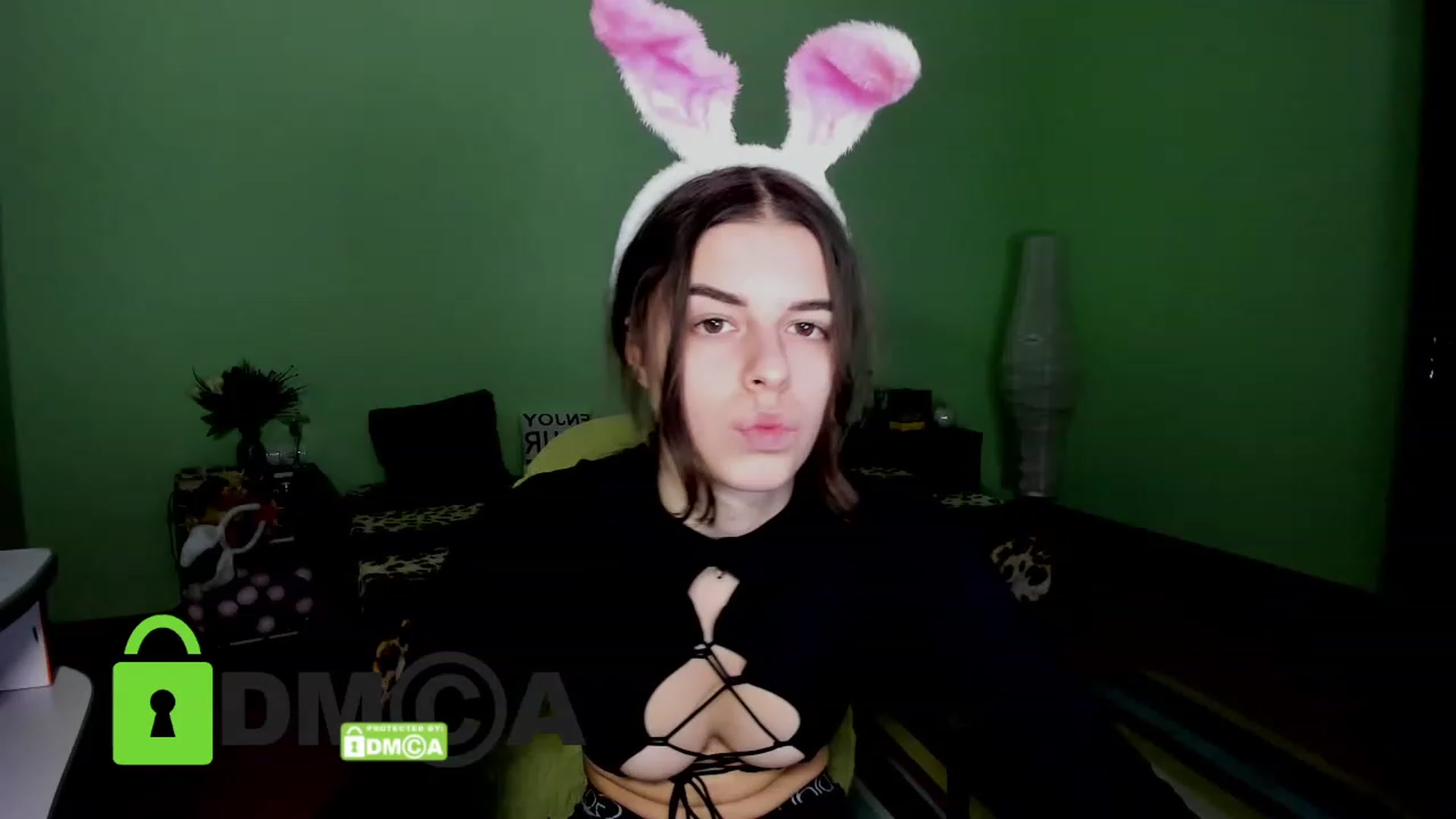 Gallery image thumbnail from AlexandaSweet's myfreecams stream on, 02/01/2023, 15:18 image 15 of 20