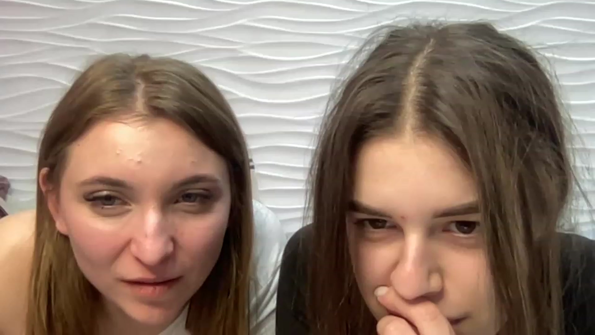 Gallery image thumbnail from AlexandaSweet's myfreecams stream on, 02/03/2023, 18:43 image 18 of 20