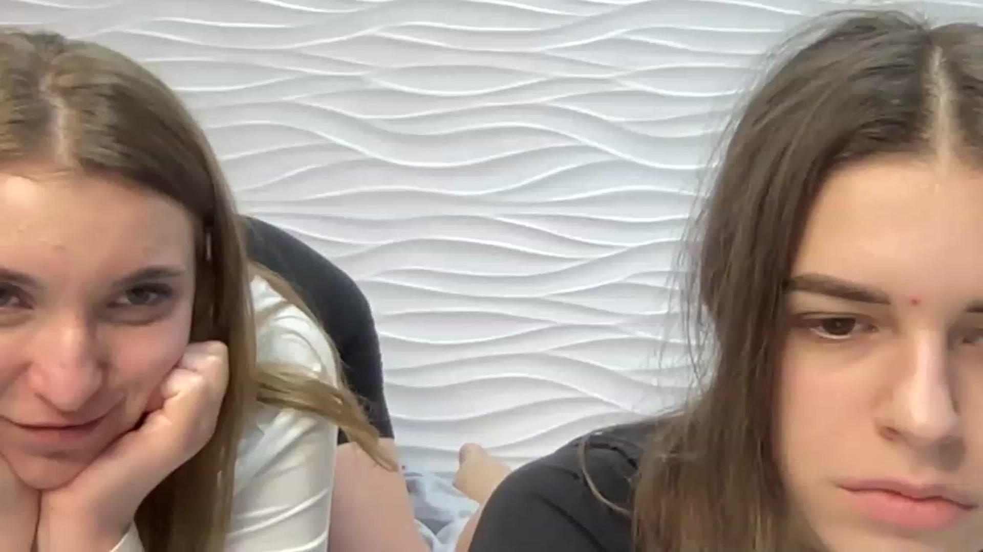 Gallery image thumbnail from AlexandaSweet's myfreecams stream on, 02/03/2023, 18:43 image 14 of 20