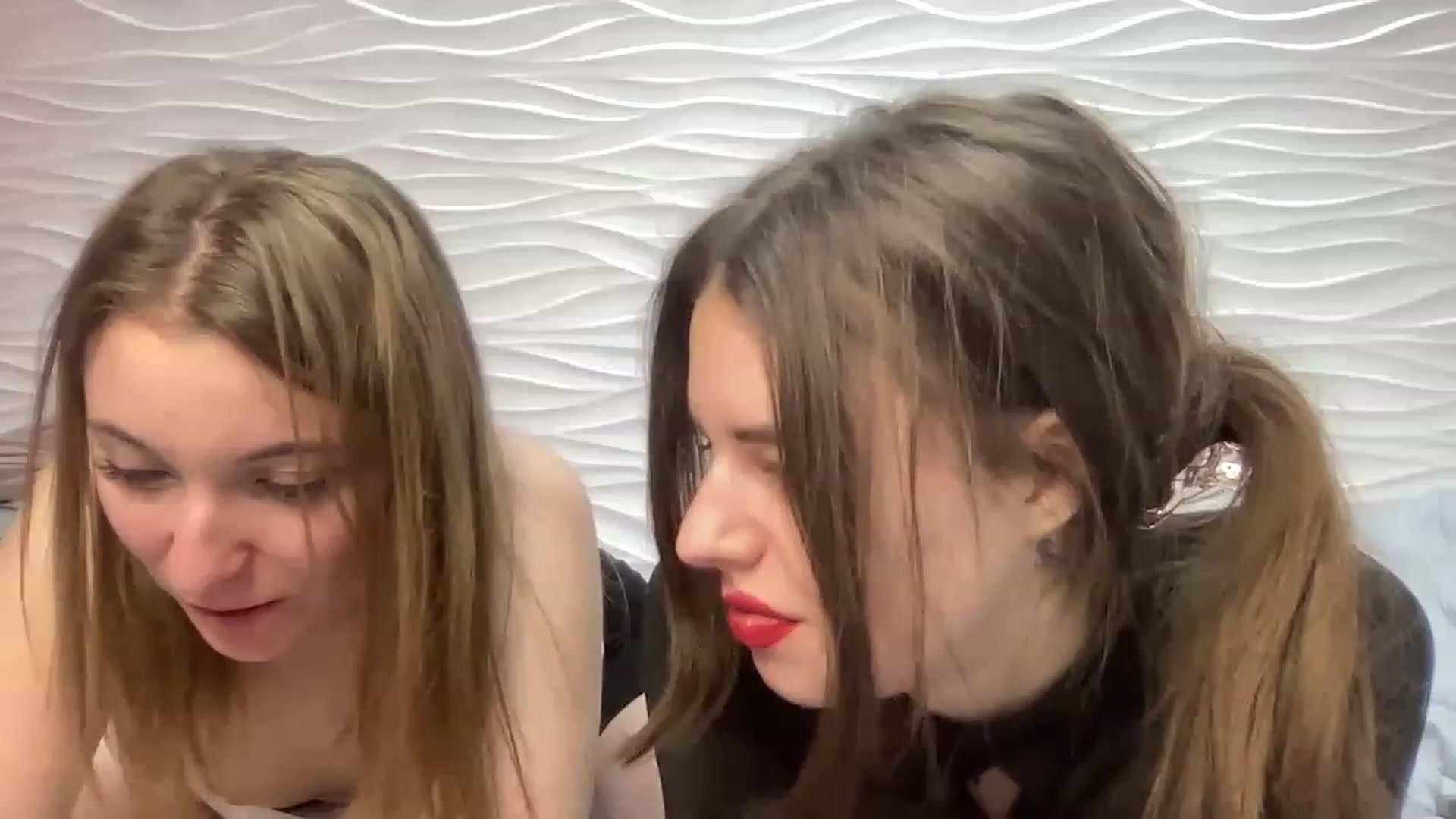 Gallery image thumbnail from AlexandaSweet's myfreecams stream on, 02/03/2023, 19:38 image 8 of 20