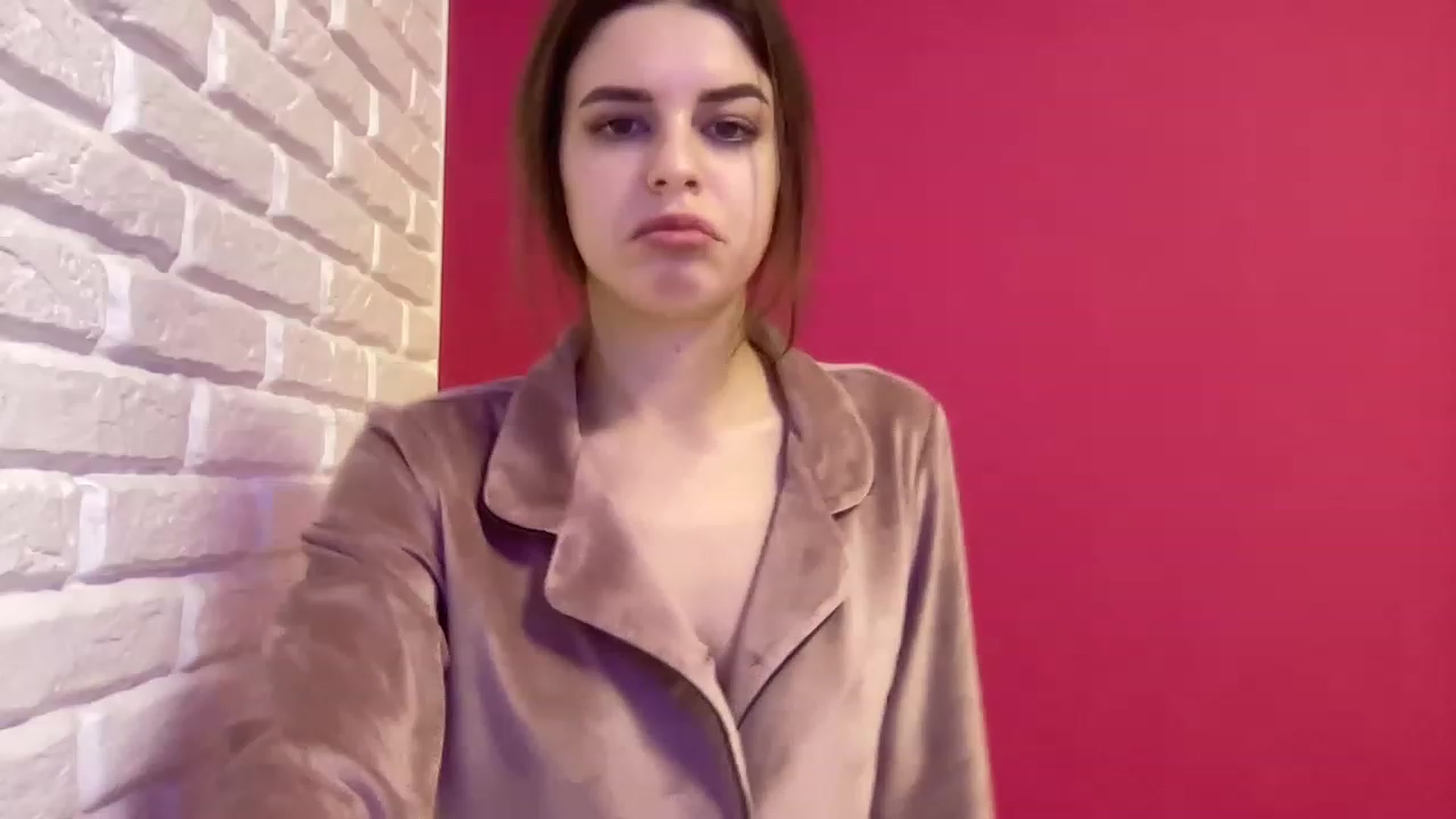 Gallery image thumbnail from AlexandaSweet's myfreecams stream on, 02/07/2023, 13:24 image 17 of 20
