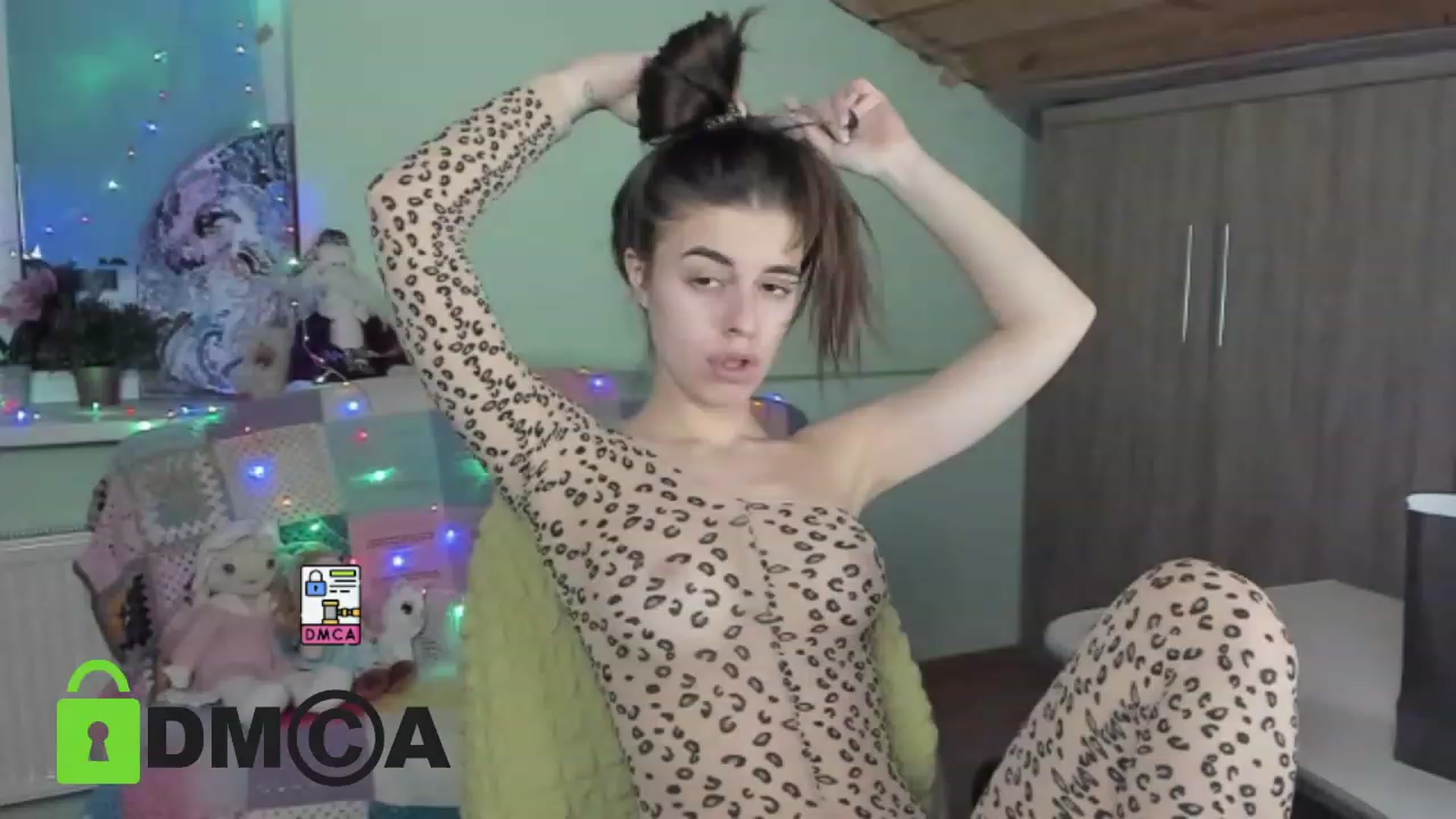 Gallery image thumbnail from AlexandaSweet's myfreecams stream on, 02/19/2023, 21:17 image 5 of 20