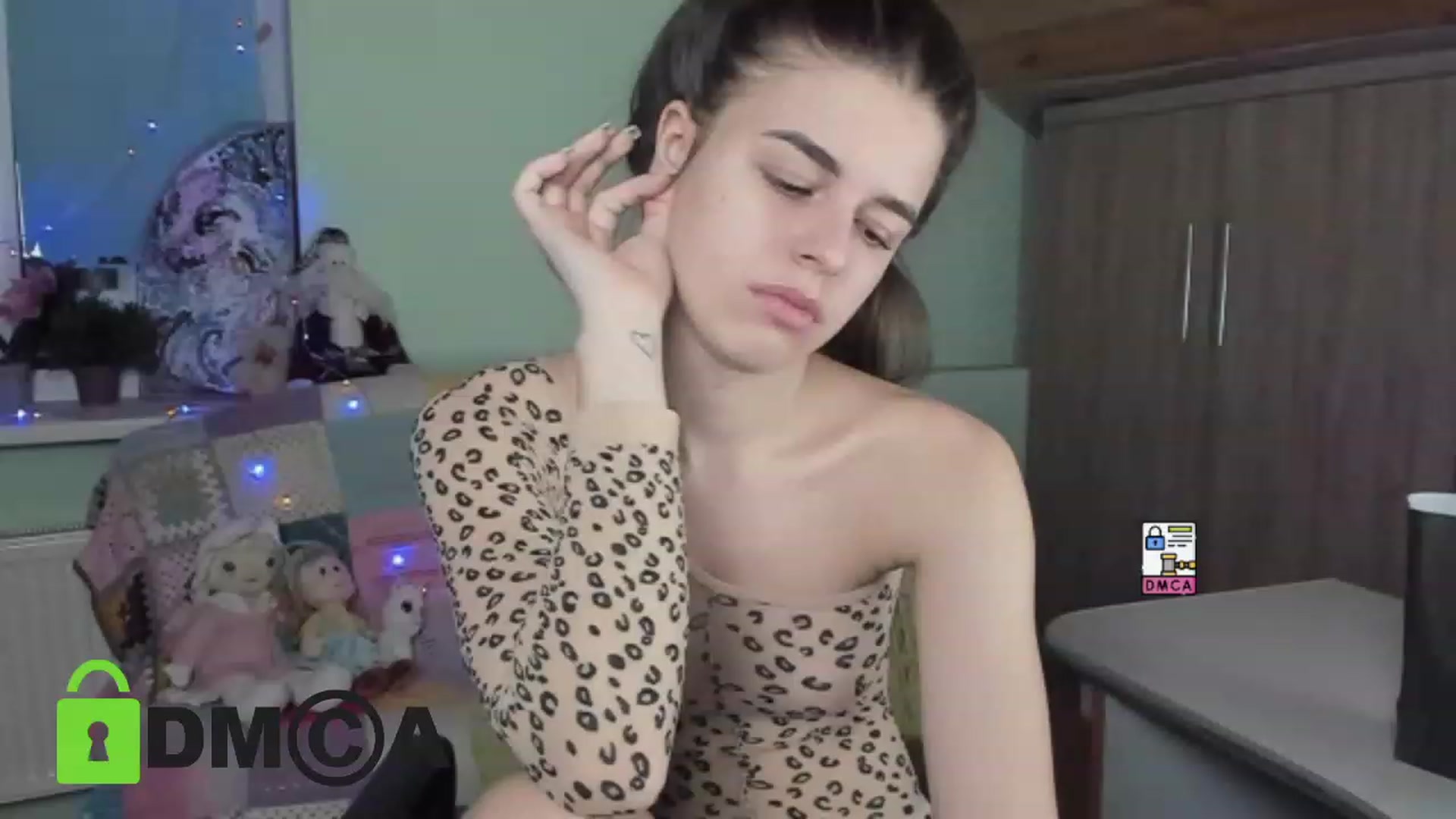Gallery image thumbnail from AlexandaSweet's myfreecams stream on, 02/19/2023, 21:17 image 9 of 20