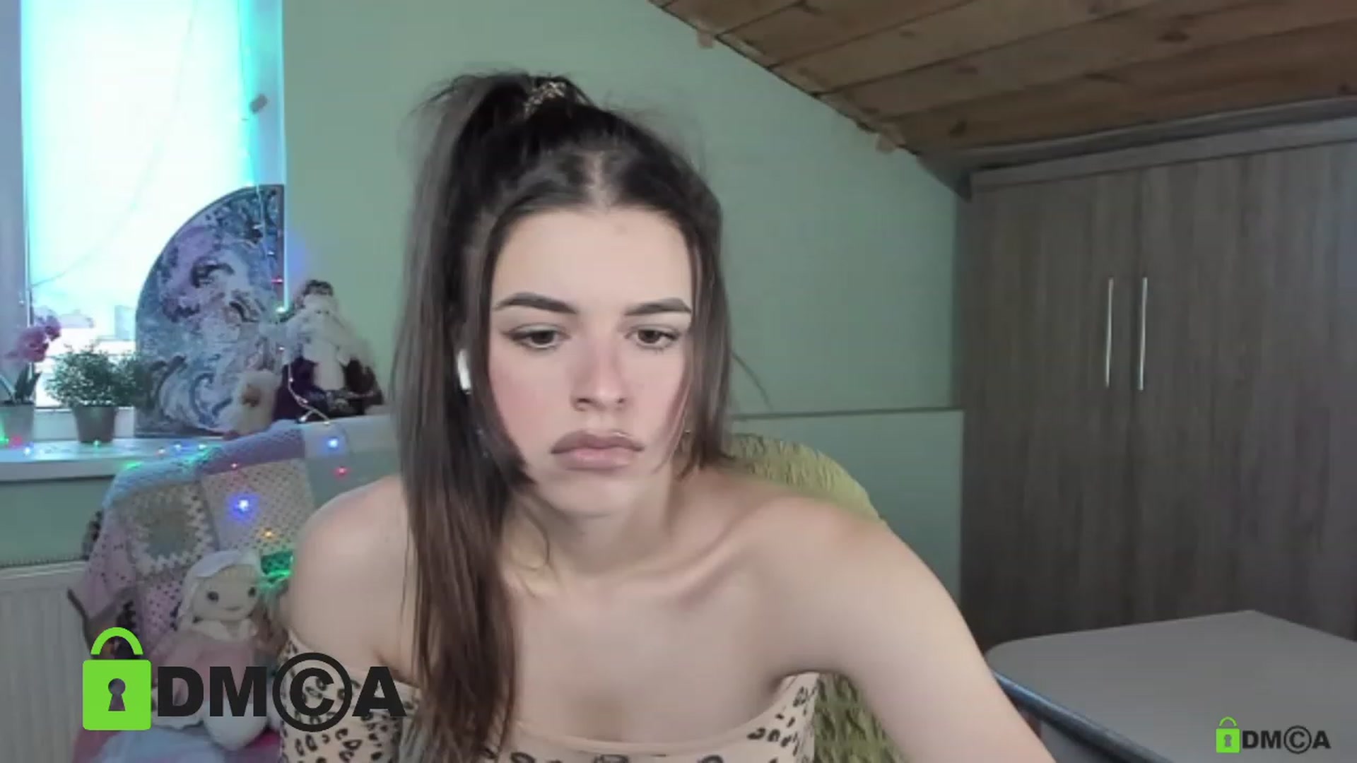 Gallery image thumbnail from AlexandaSweet's myfreecams stream on, 02/20/2023, 15:29 image 3 of 20