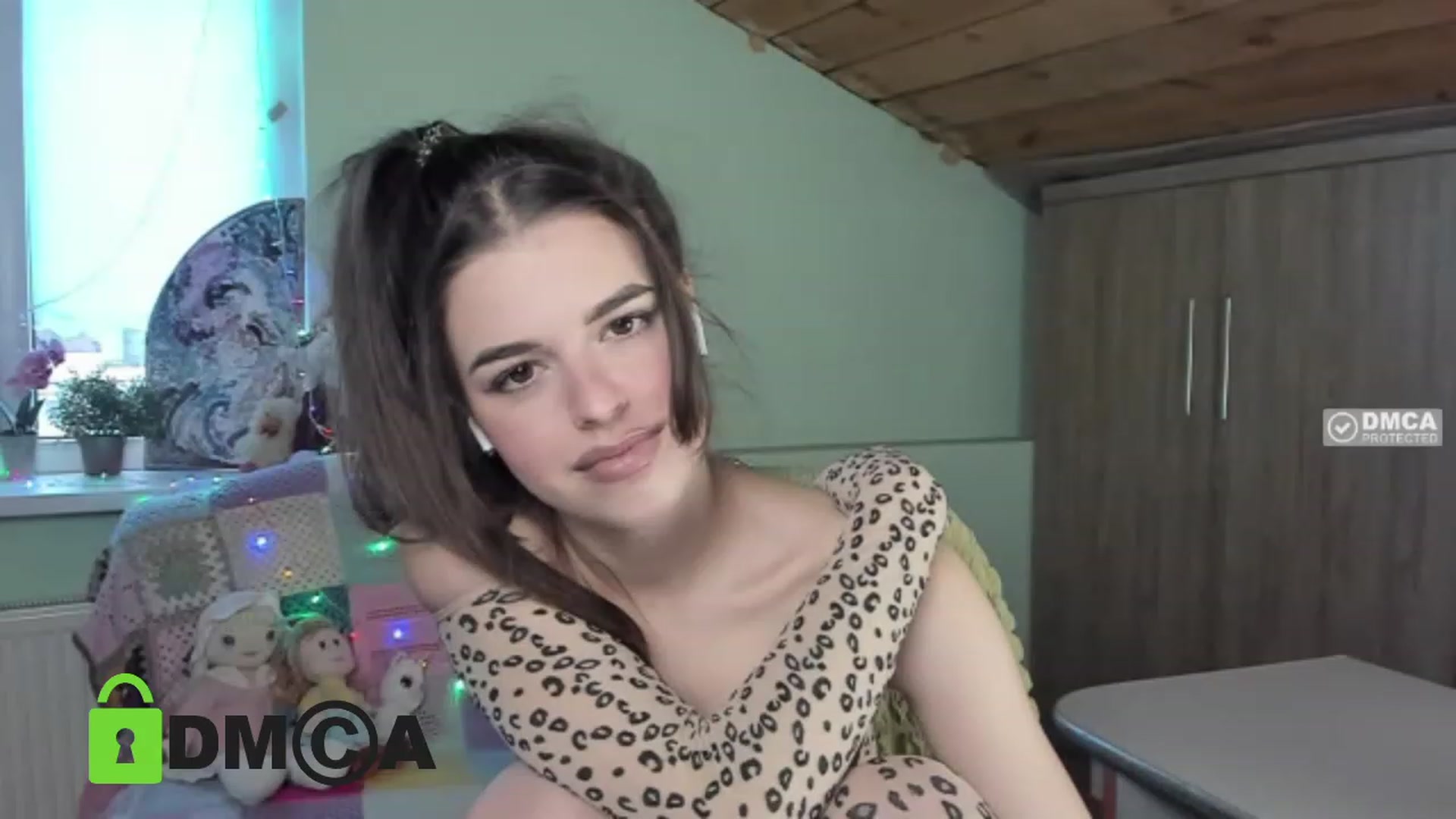 Gallery image thumbnail from AlexandaSweet's myfreecams stream on, 02/20/2023, 15:29 image 5 of 20