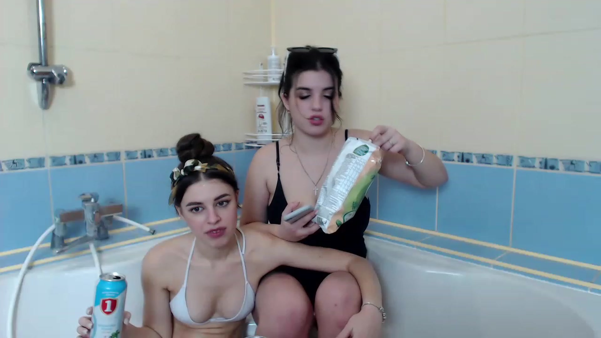 Gallery image thumbnail from AlexandaSweet's myfreecams stream on, 02/22/2023, 16:55 image 13 of 20