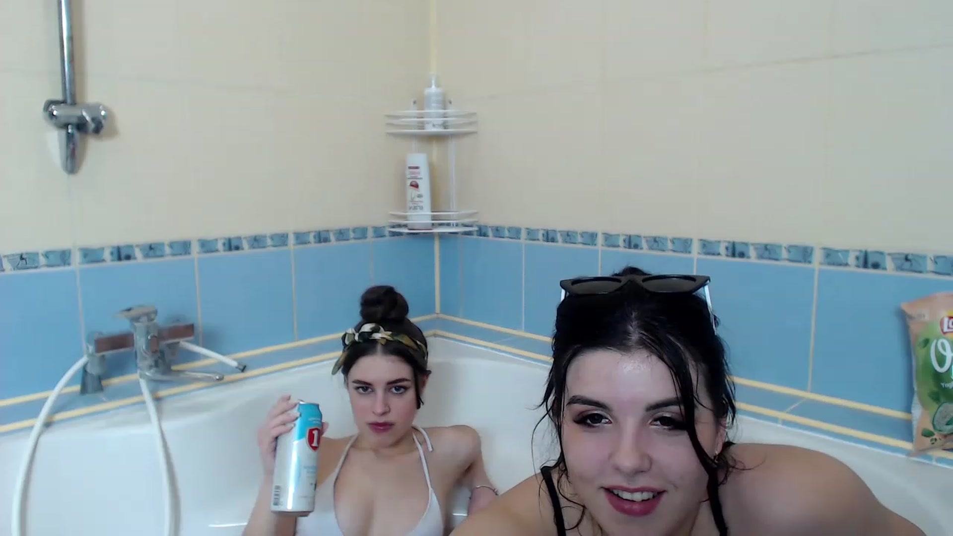 Gallery image thumbnail from AlexandaSweet's myfreecams stream on, 02/22/2023, 16:55 image 8 of 20