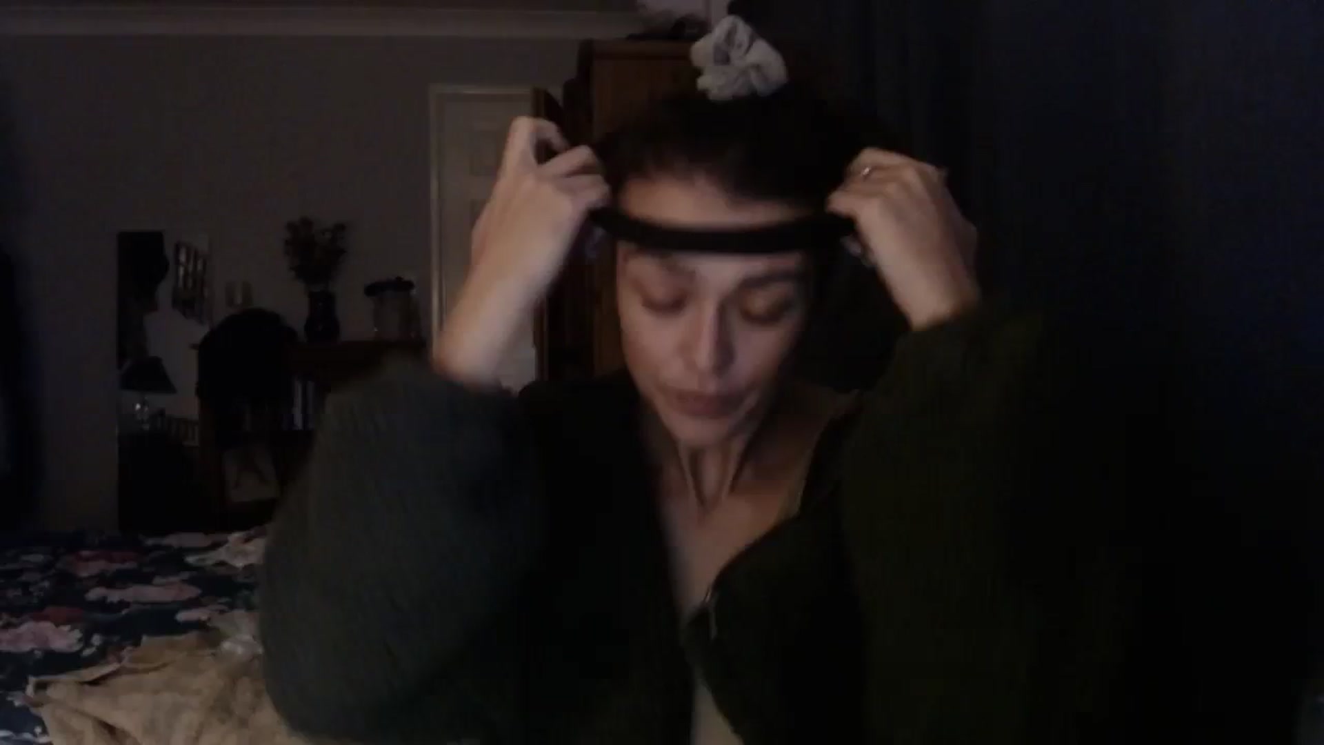 Gallery image thumbnail from Alexandralou's myfreecams stream on, 10/29/2023, 15:26 image 12 of 20