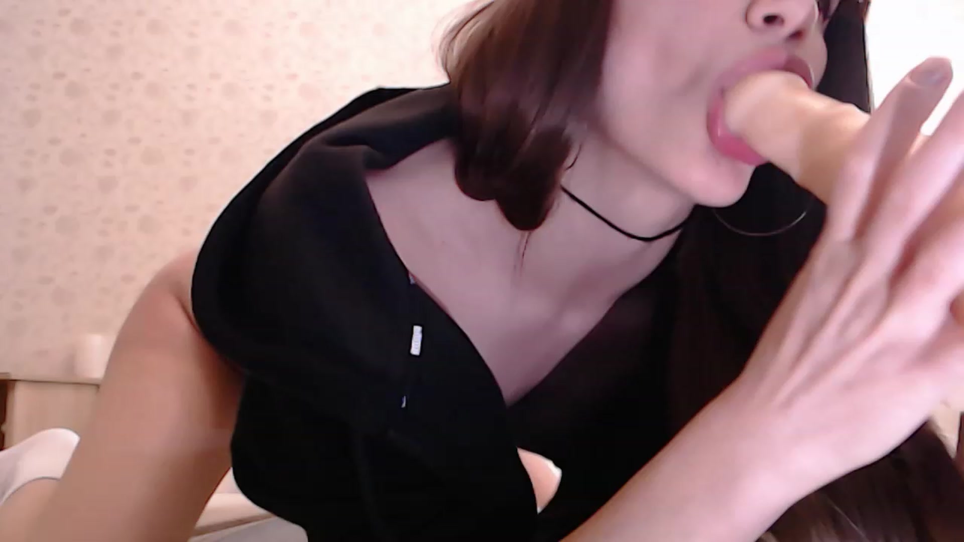 Gallery image thumbnail from Alexaxxs's myfreecams stream on, 12/02/2022, 17:13 image 1 of 20