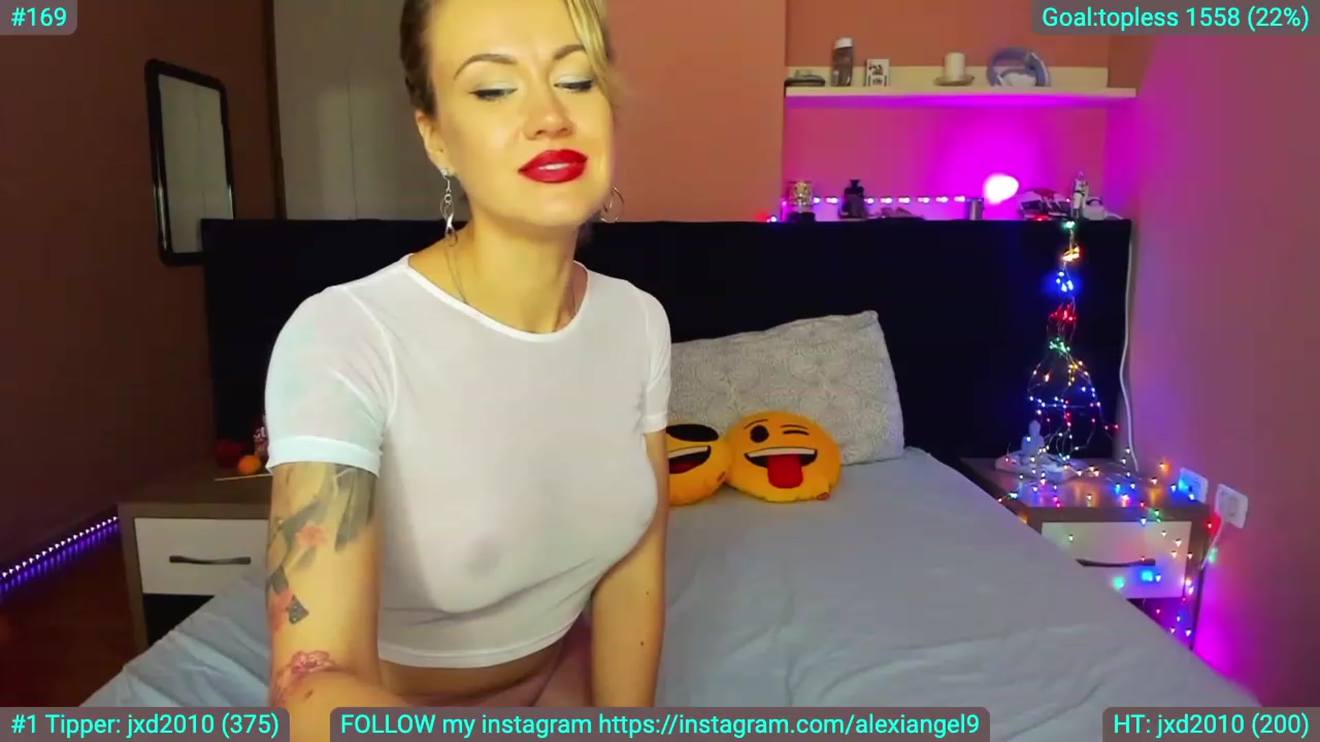Gallery image thumbnail from AlexiAngel's myfreecams stream on, 11/18/2022, 12:24 image 19 of 20