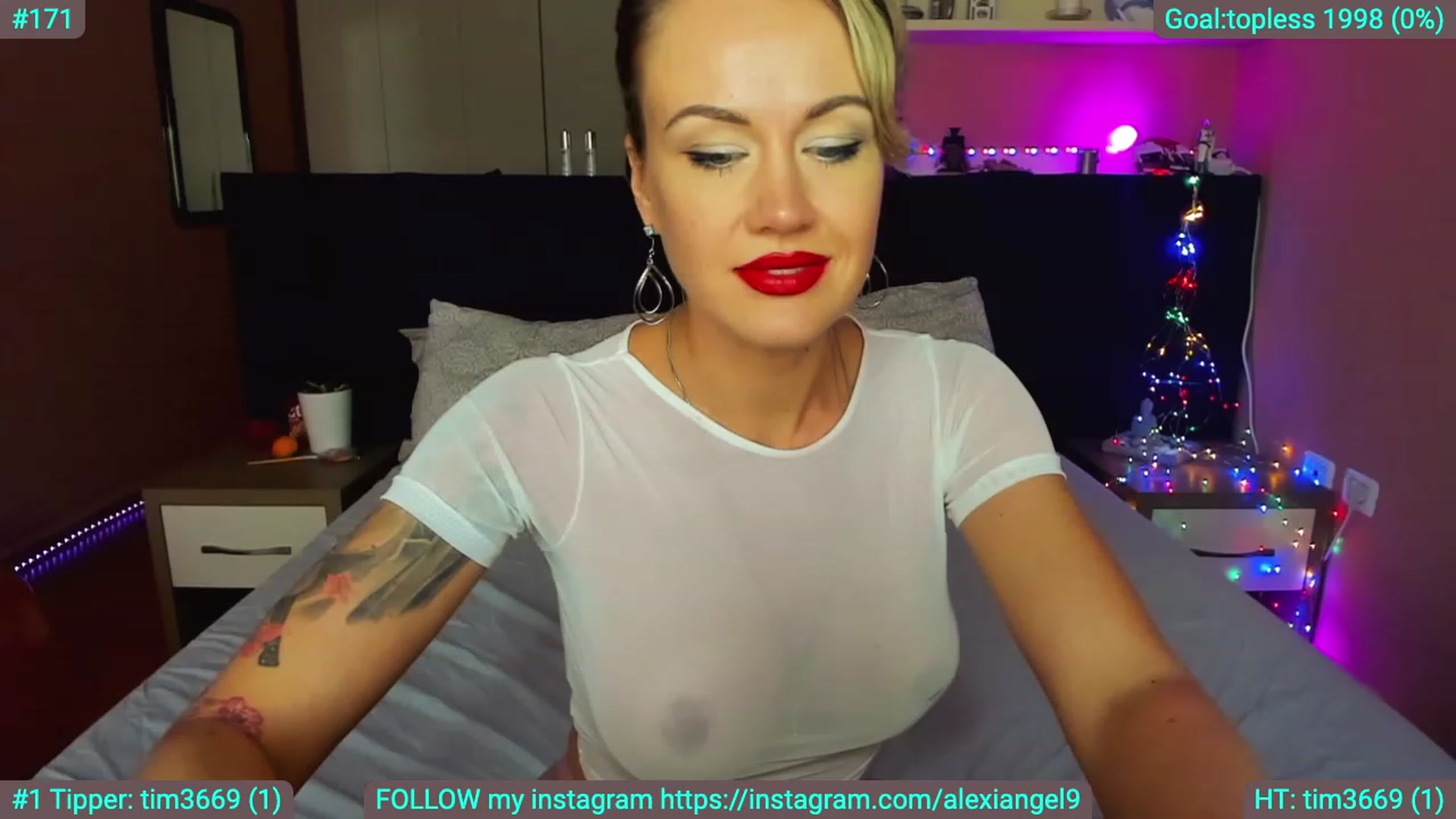 Gallery image thumbnail from AlexiAngel's myfreecams stream on, 11/18/2022, 12:24 image 2 of 20