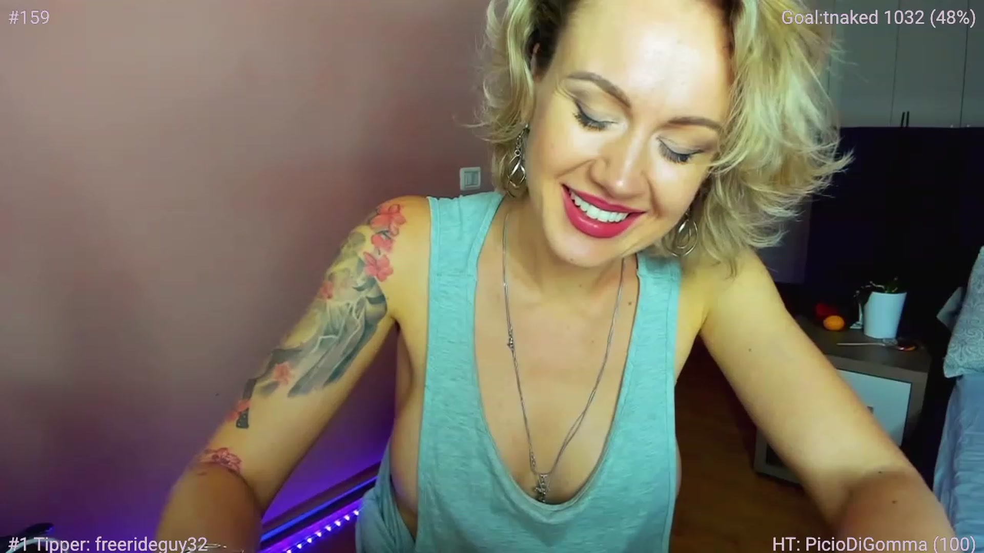 Gallery image thumbnail from AlexiAngel's myfreecams stream on, 11/22/2022, 20:52 image 18 of 20