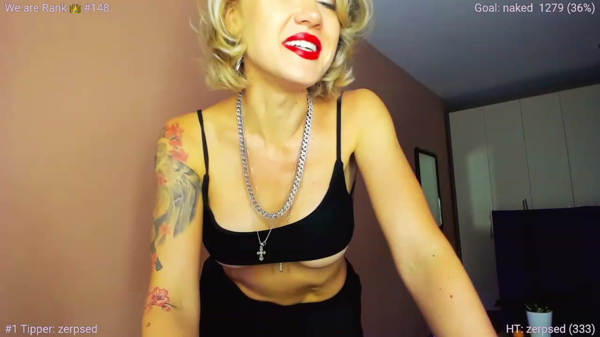 Gallery image thumbnail from AlexiAngel's myfreecams stream on, 11/26/2022, 20:16 image 5 of 20