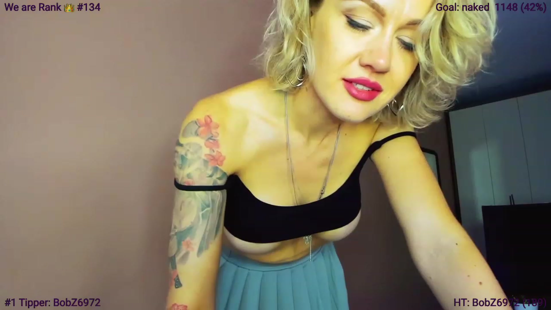 Gallery image thumbnail from AlexiAngel's myfreecams stream on, 11/27/2022, 07:59 image 12 of 20