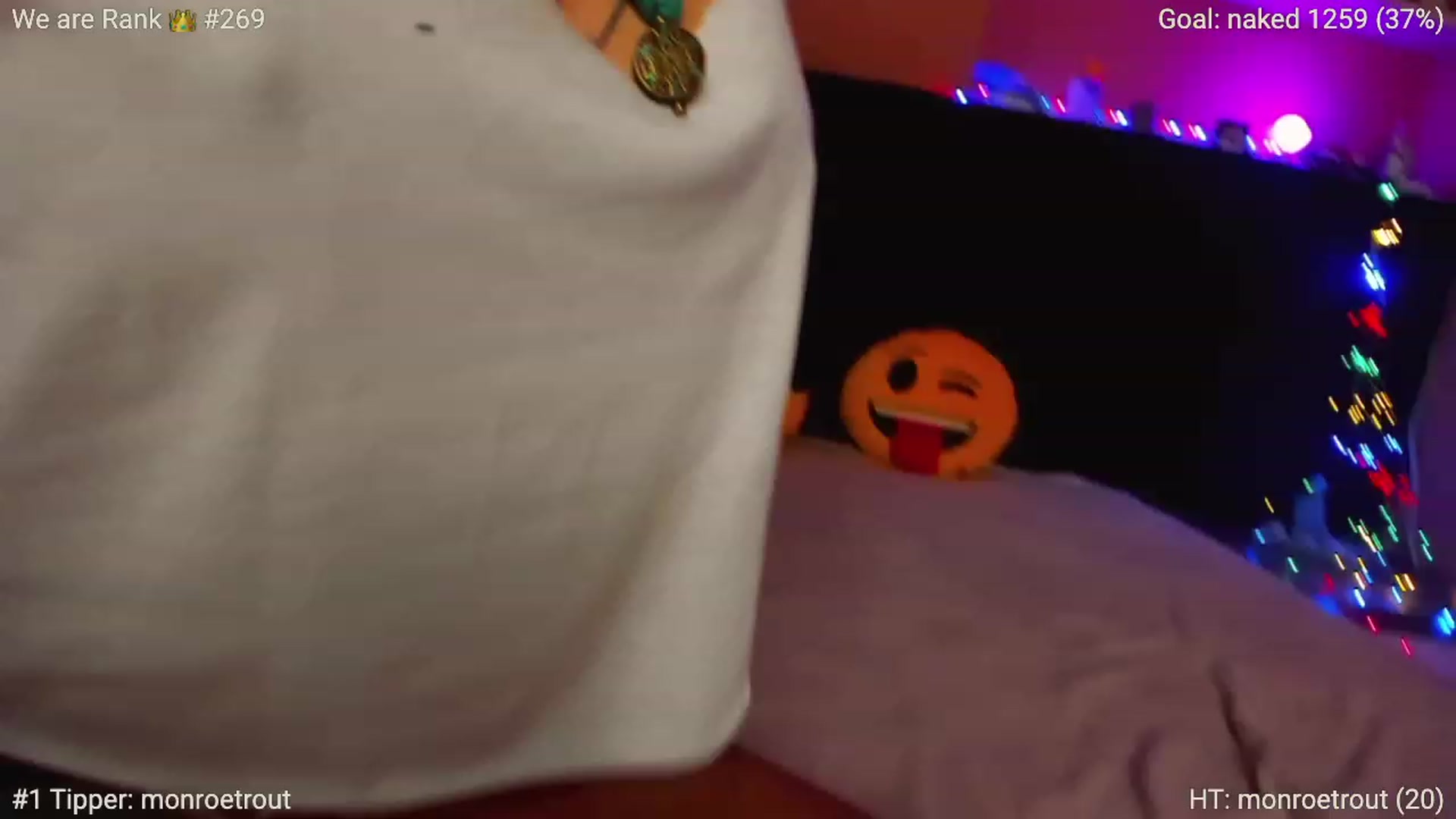 Gallery image thumbnail from AlexiAngel's myfreecams stream on, 12/01/2022, 19:57 image 19 of 20